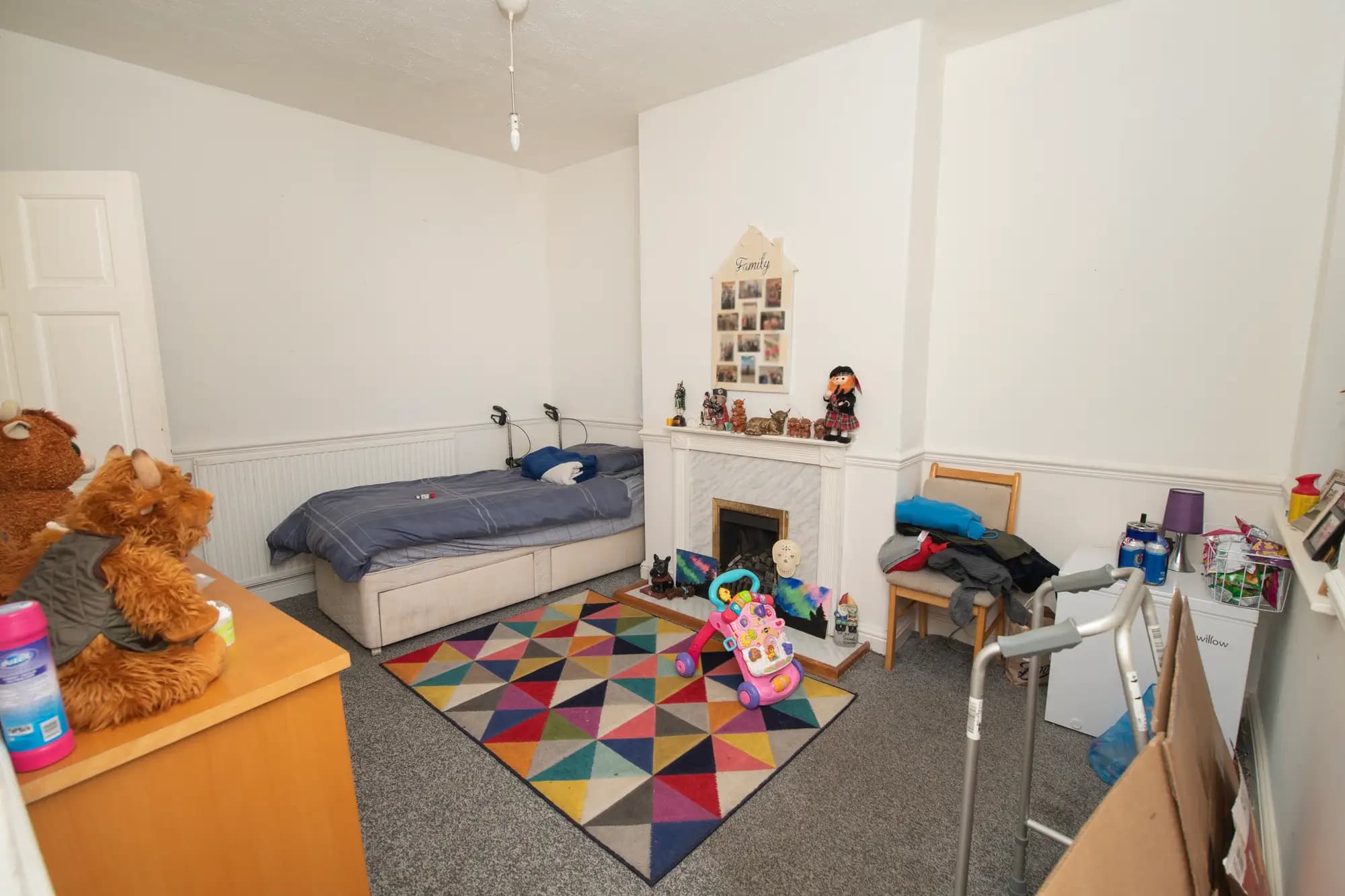 property photo 9 of 18