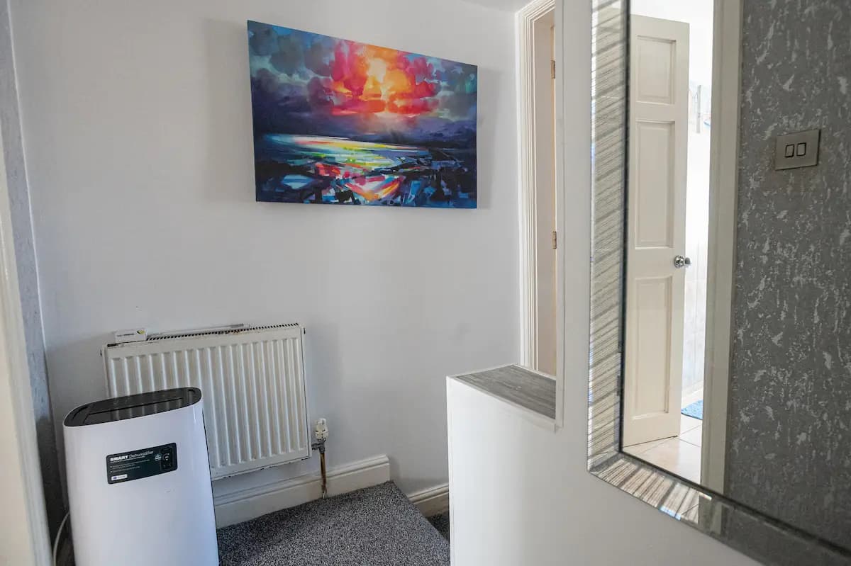 property photo 20 of 27