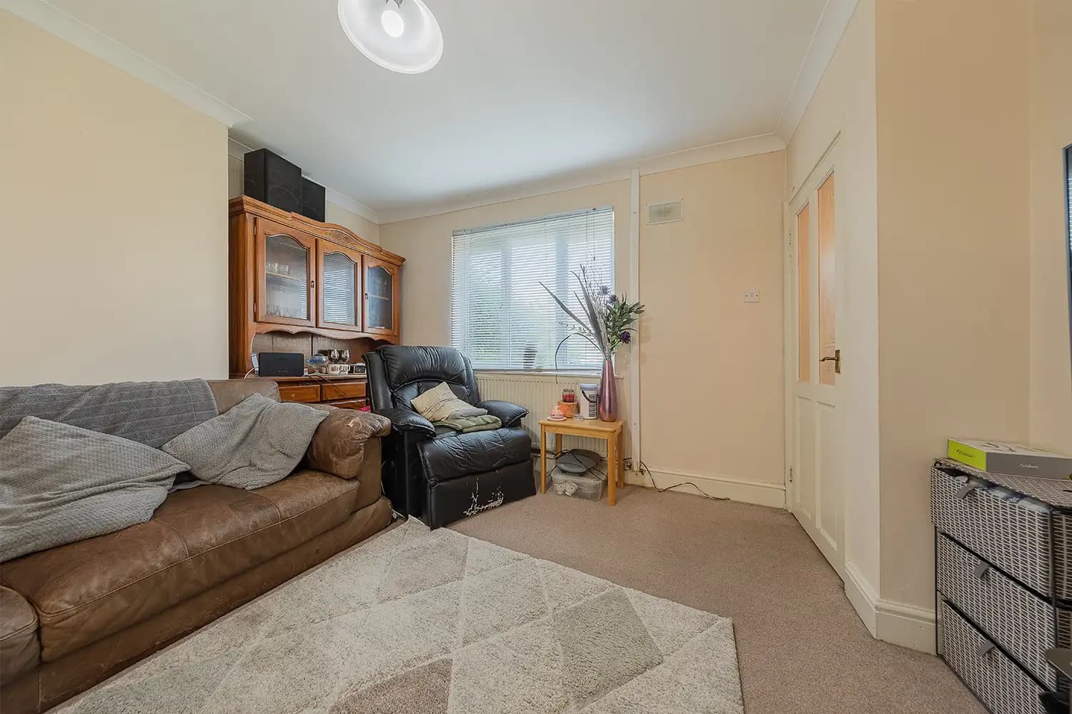 property photo 4 of 22
