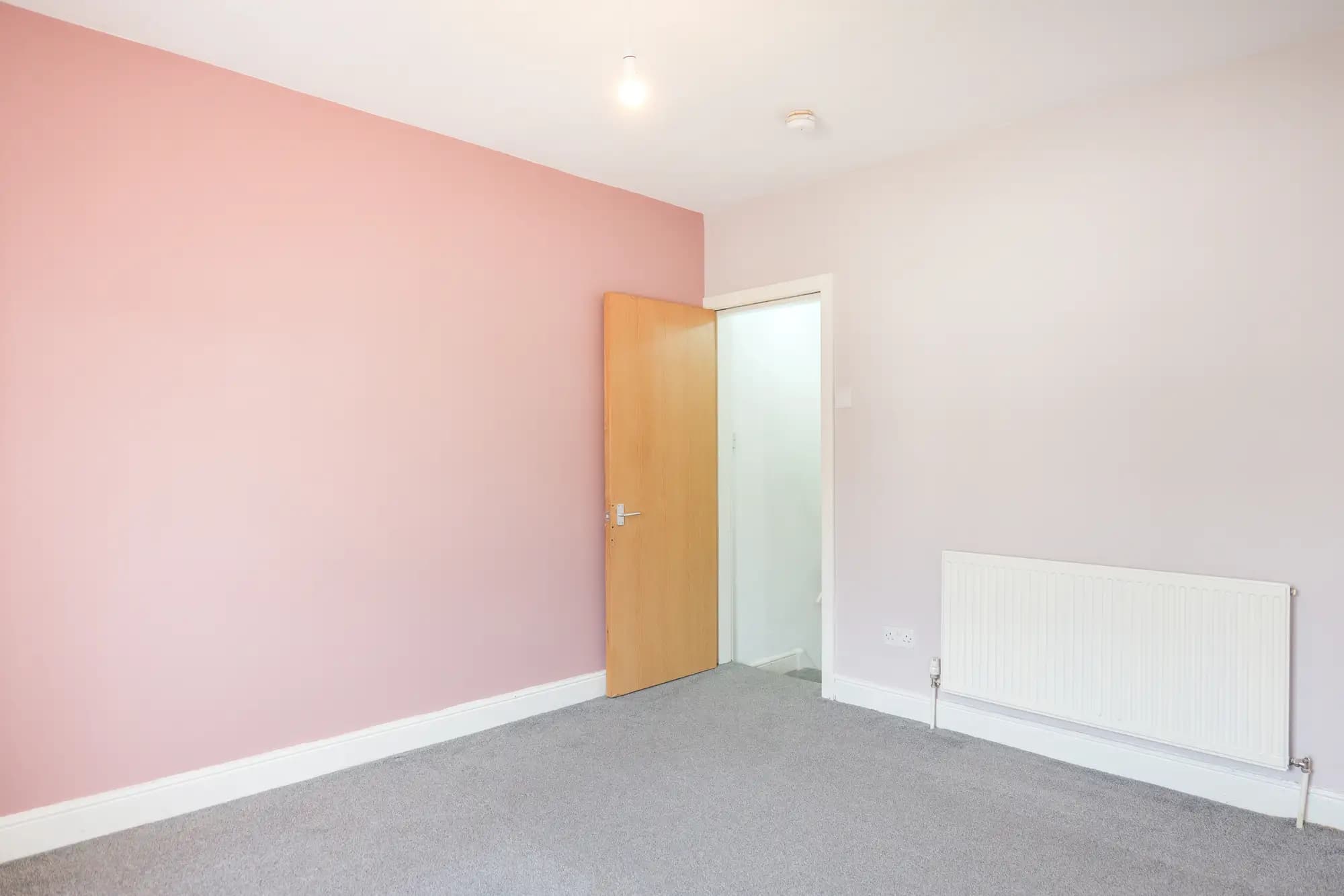 property photo 10 of 26