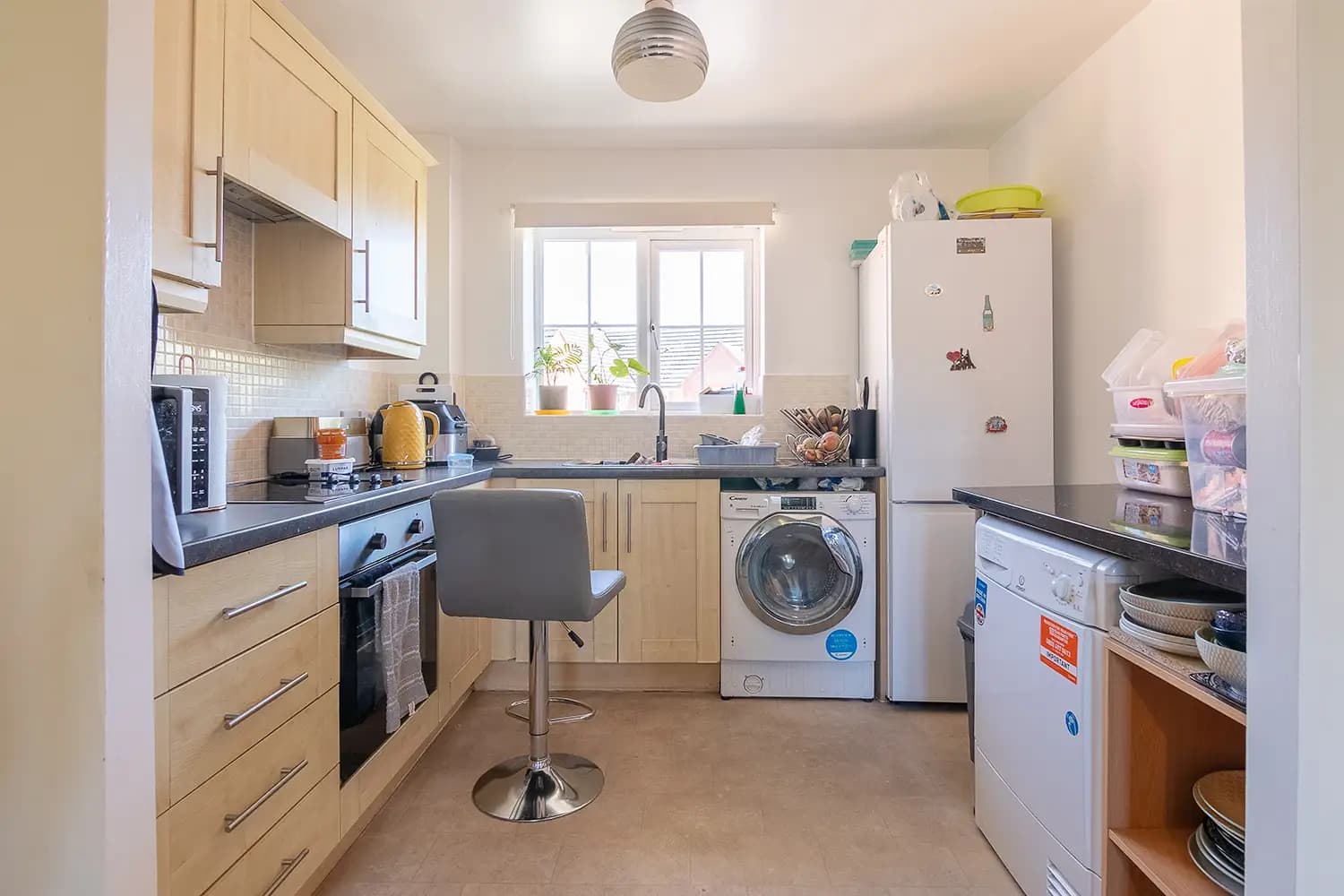property photo 9 of 34