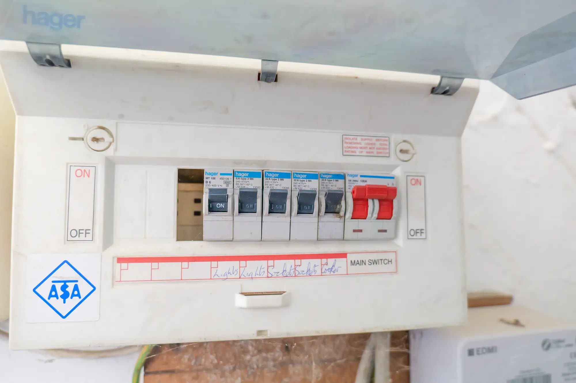 property photo 20 of 23