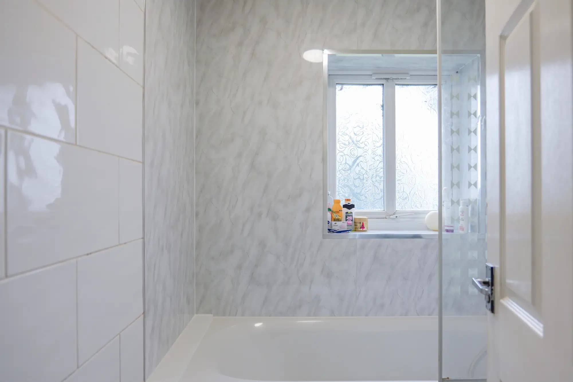 property photo 9 of 25