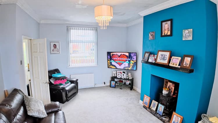 property photo 2 of 16