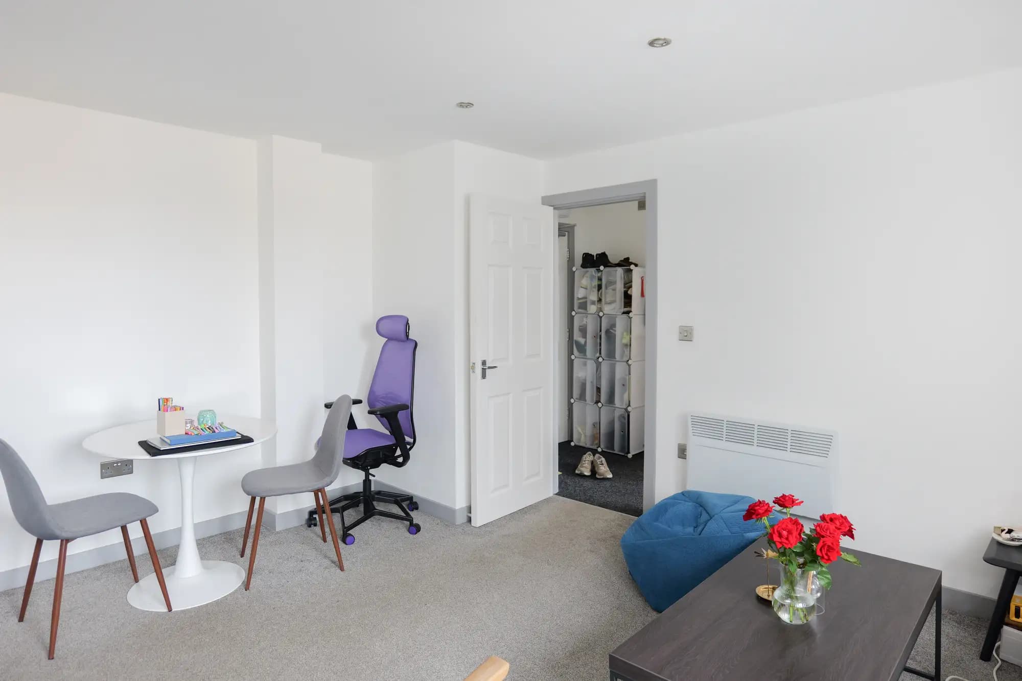 property photo 4 of 16