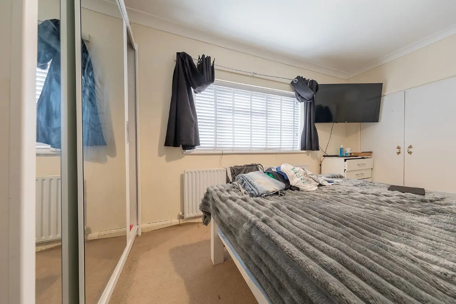 property photo 10 of 15