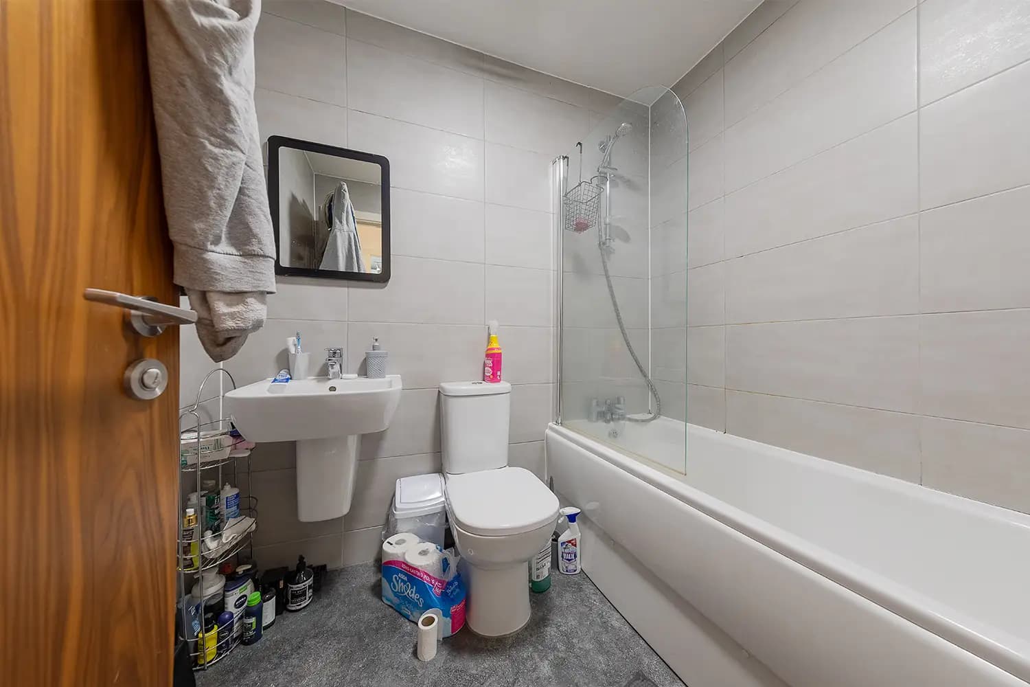 property photo 5 of 14