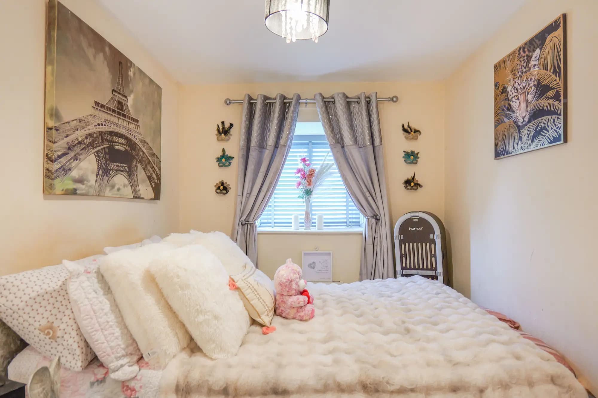 property photo 12 of 25