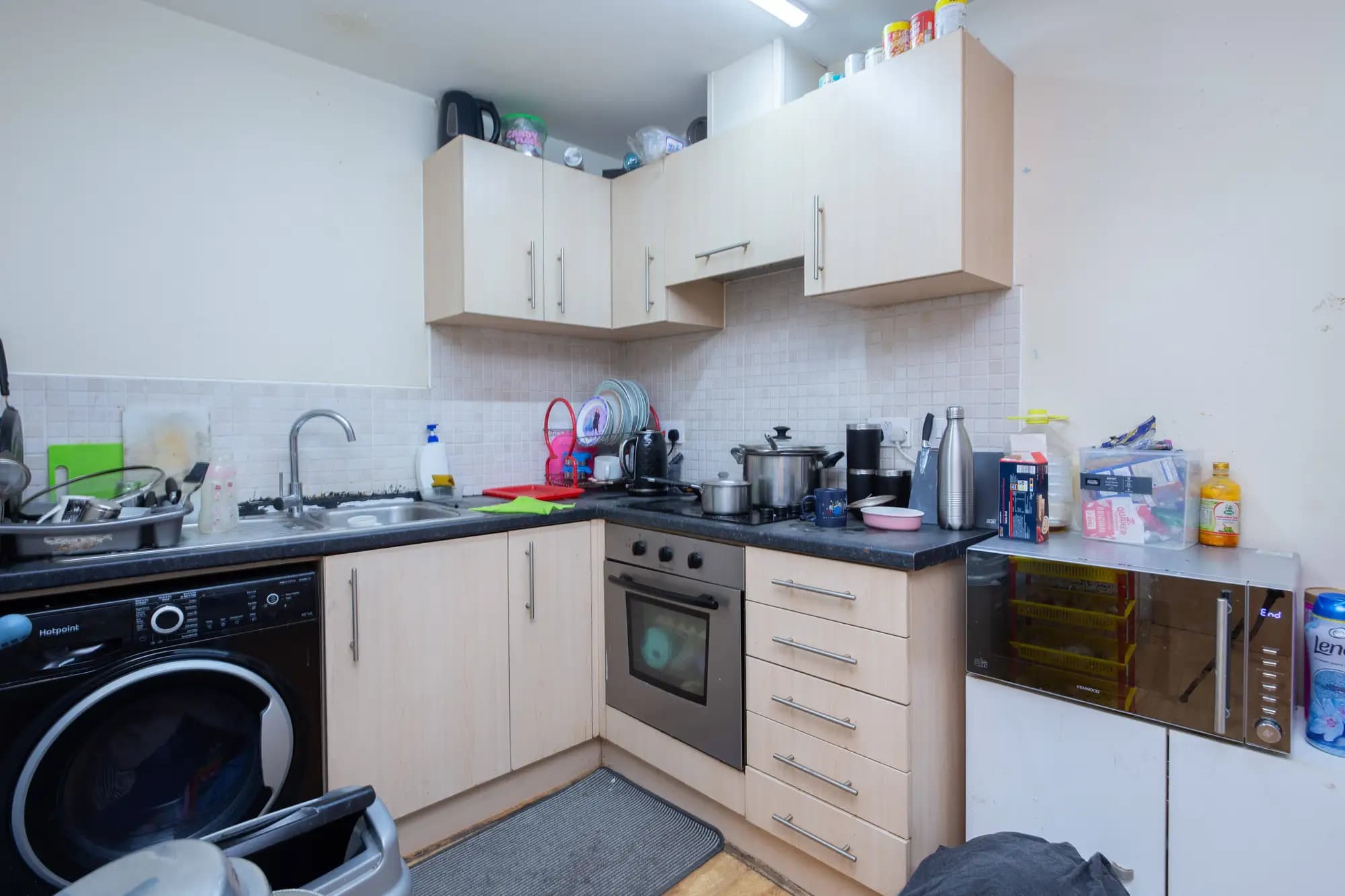 property photo 7 of 10