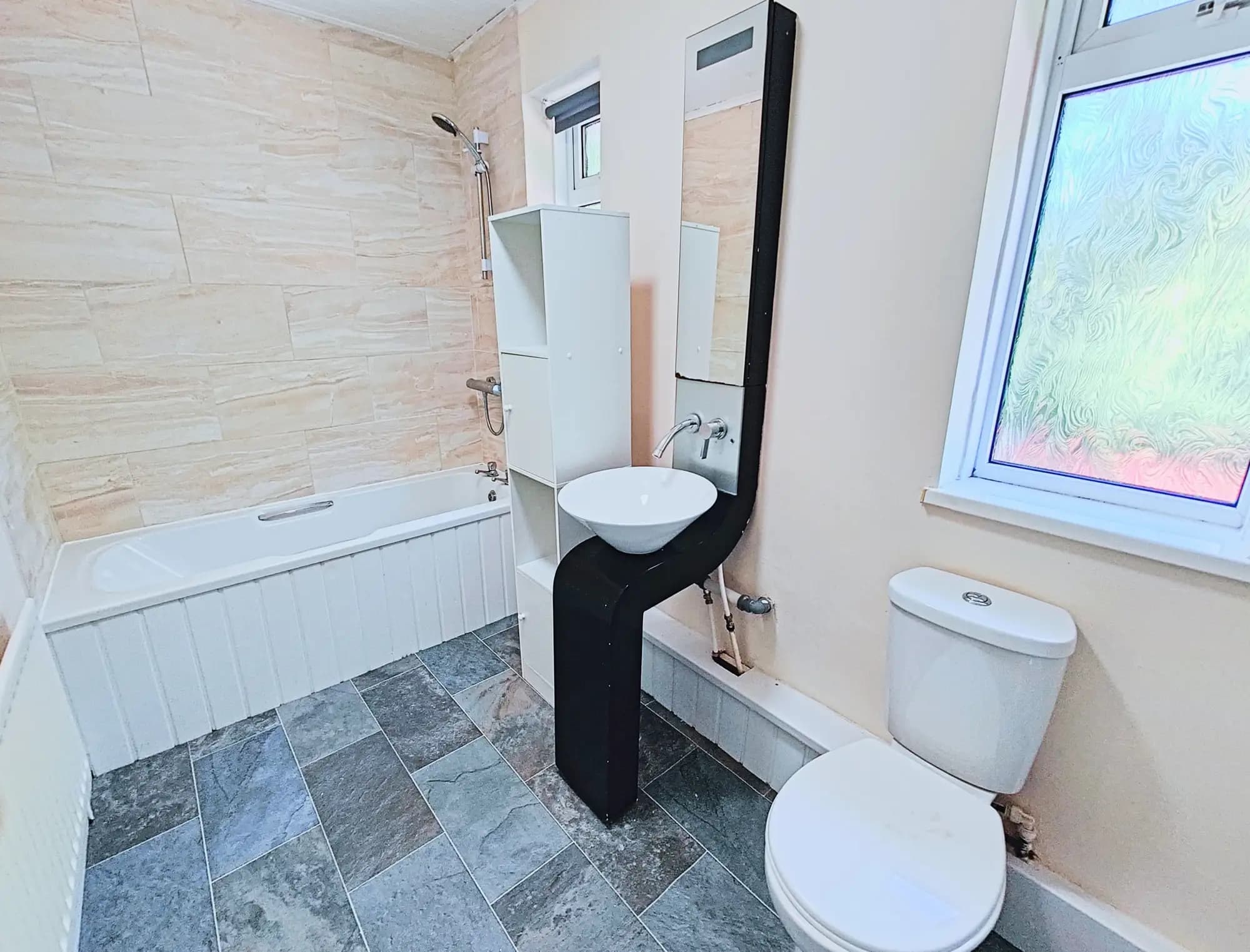 property photo 8 of 26