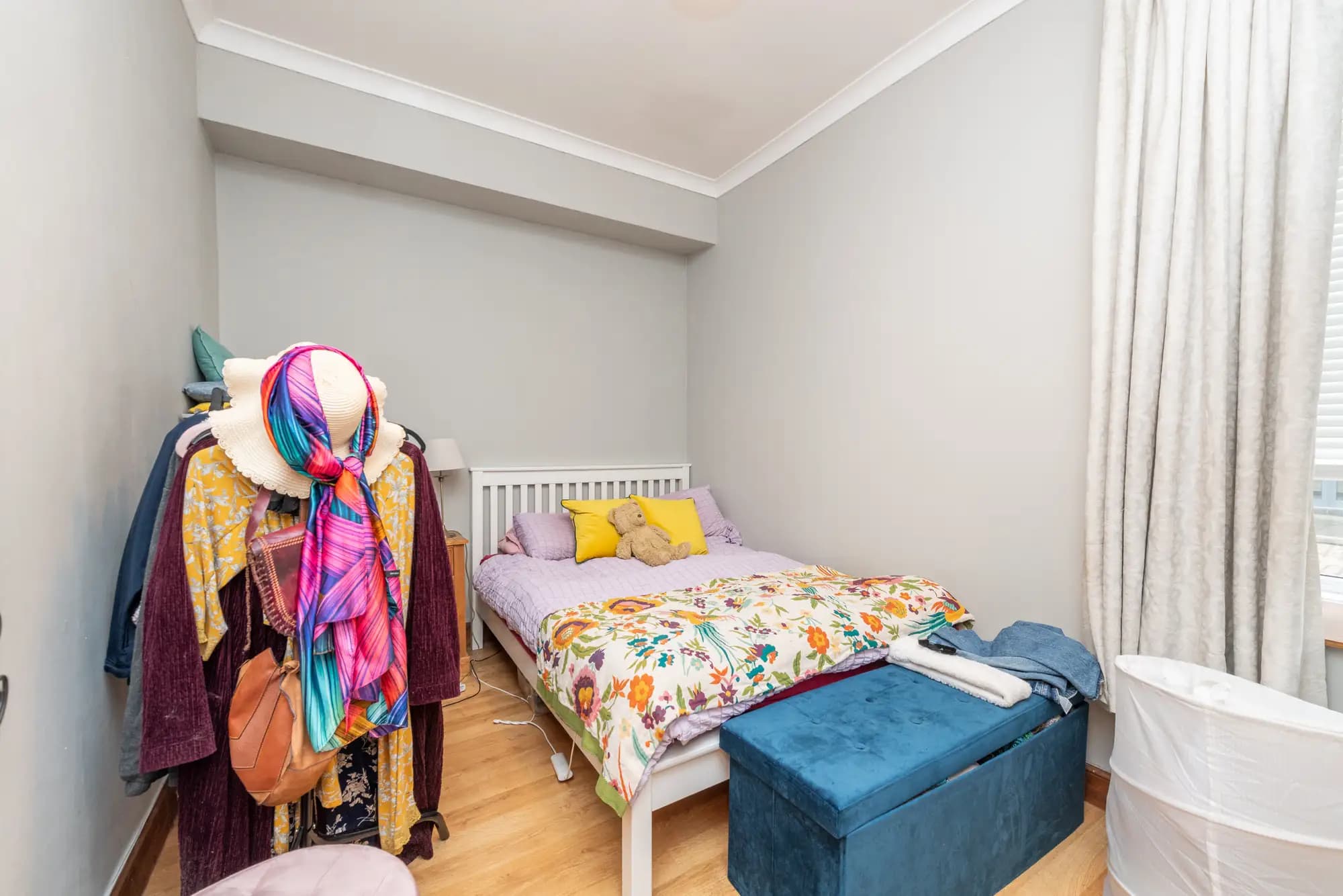 property photo 8 of 17