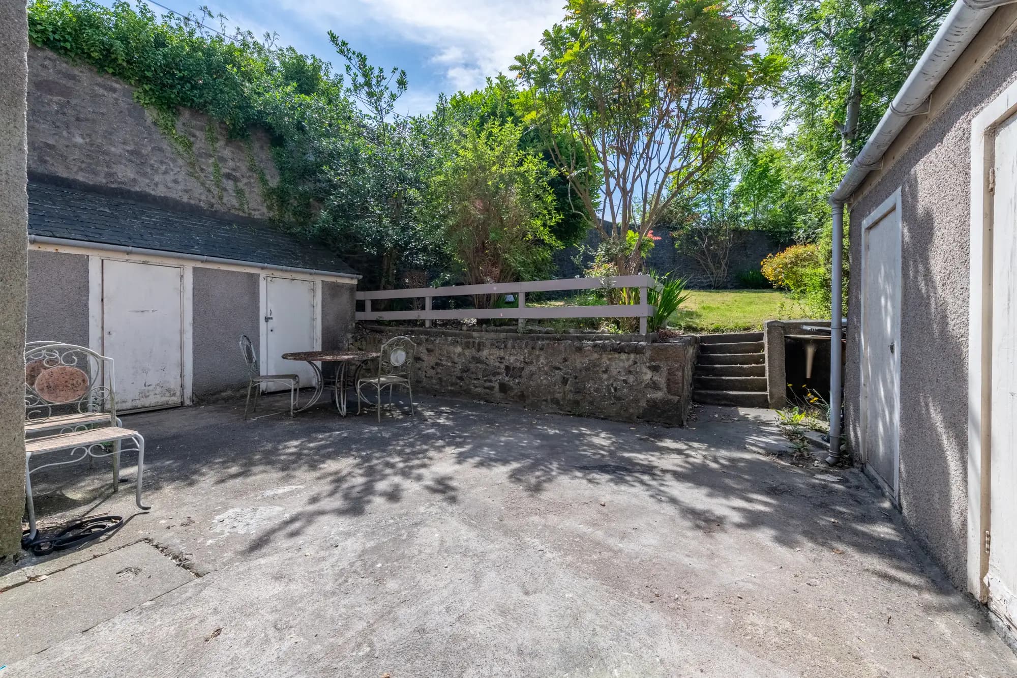 property photo 17 of 21