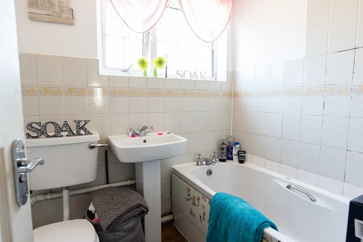 property photo 7 of 21