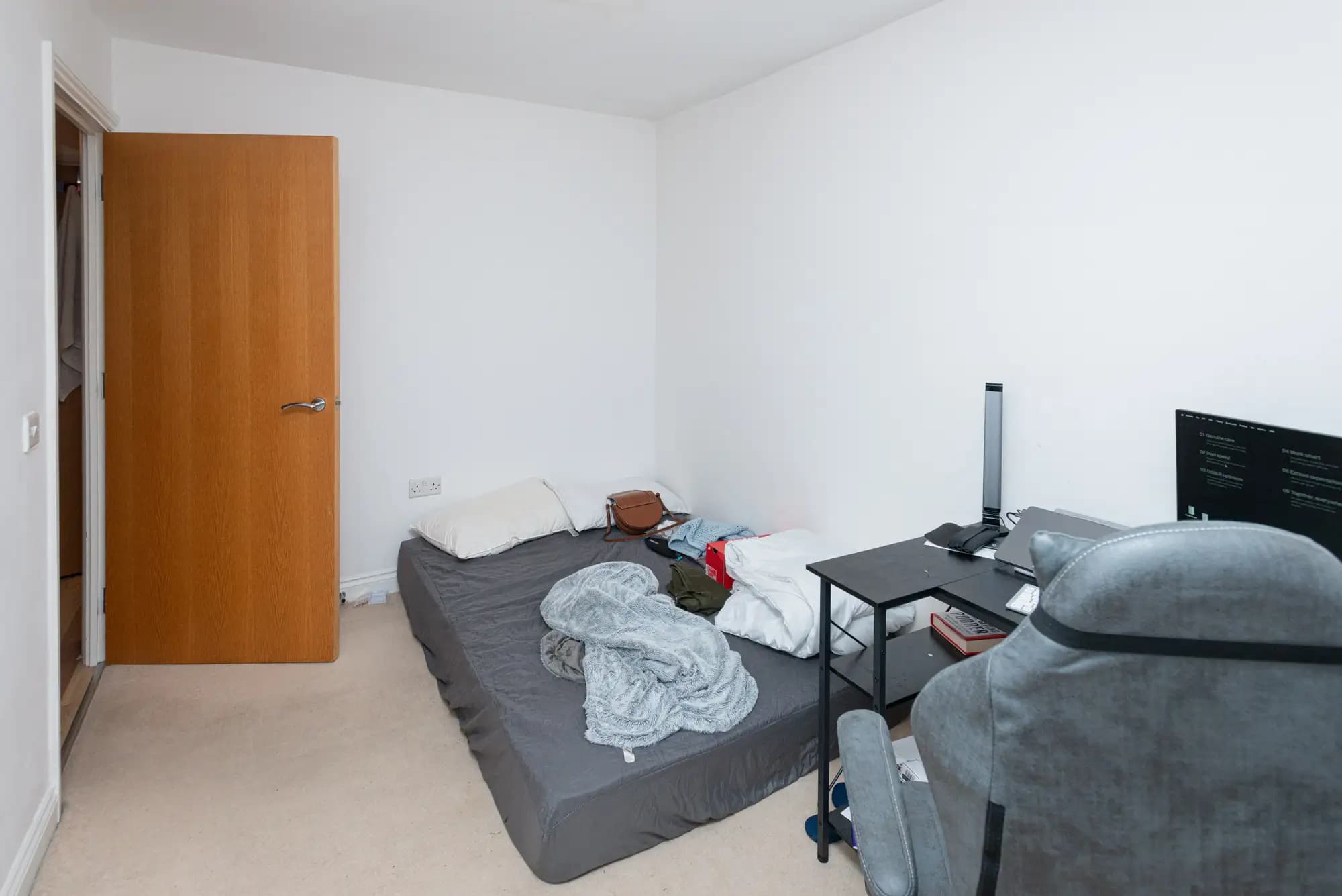 property photo 16 of 28