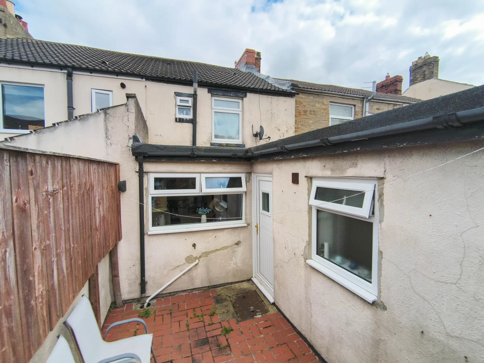 property photo 15 of 16