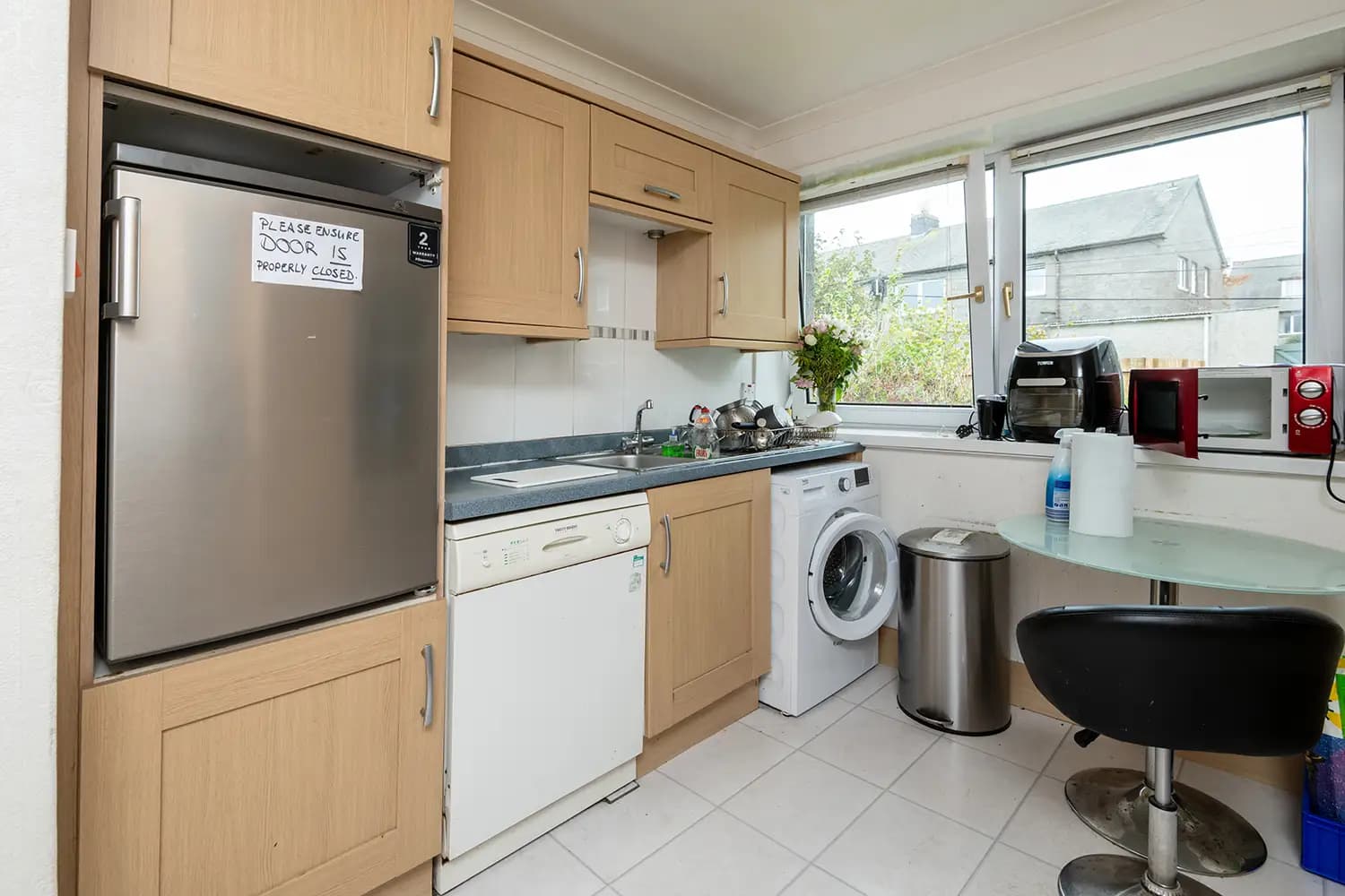 property photo 6 of 36