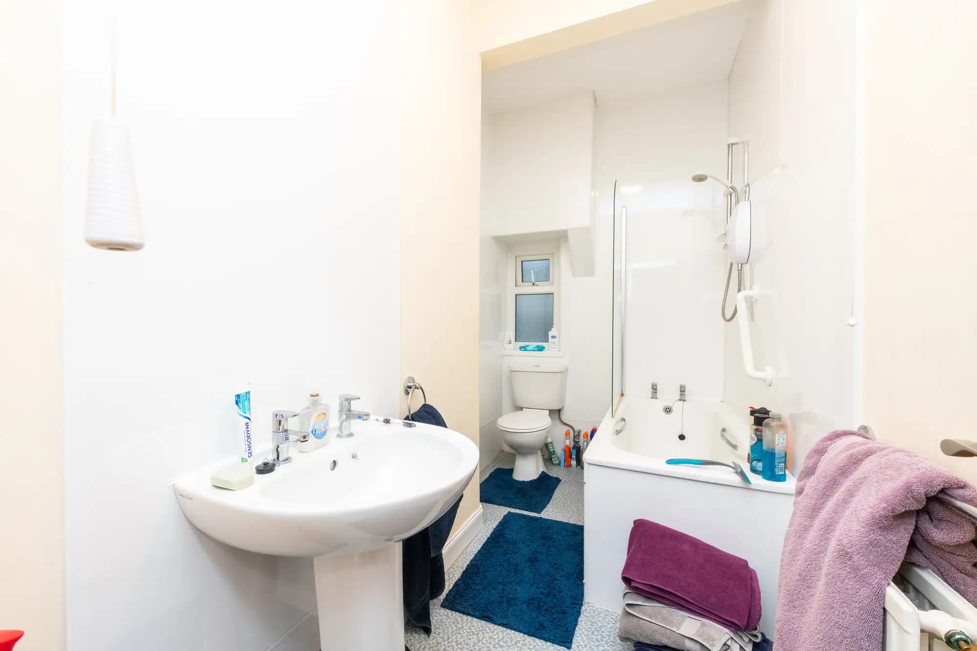 property photo 8 of 23