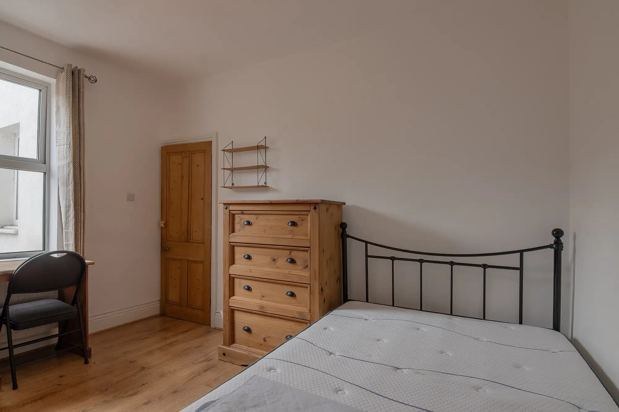 property photo 11 of 40