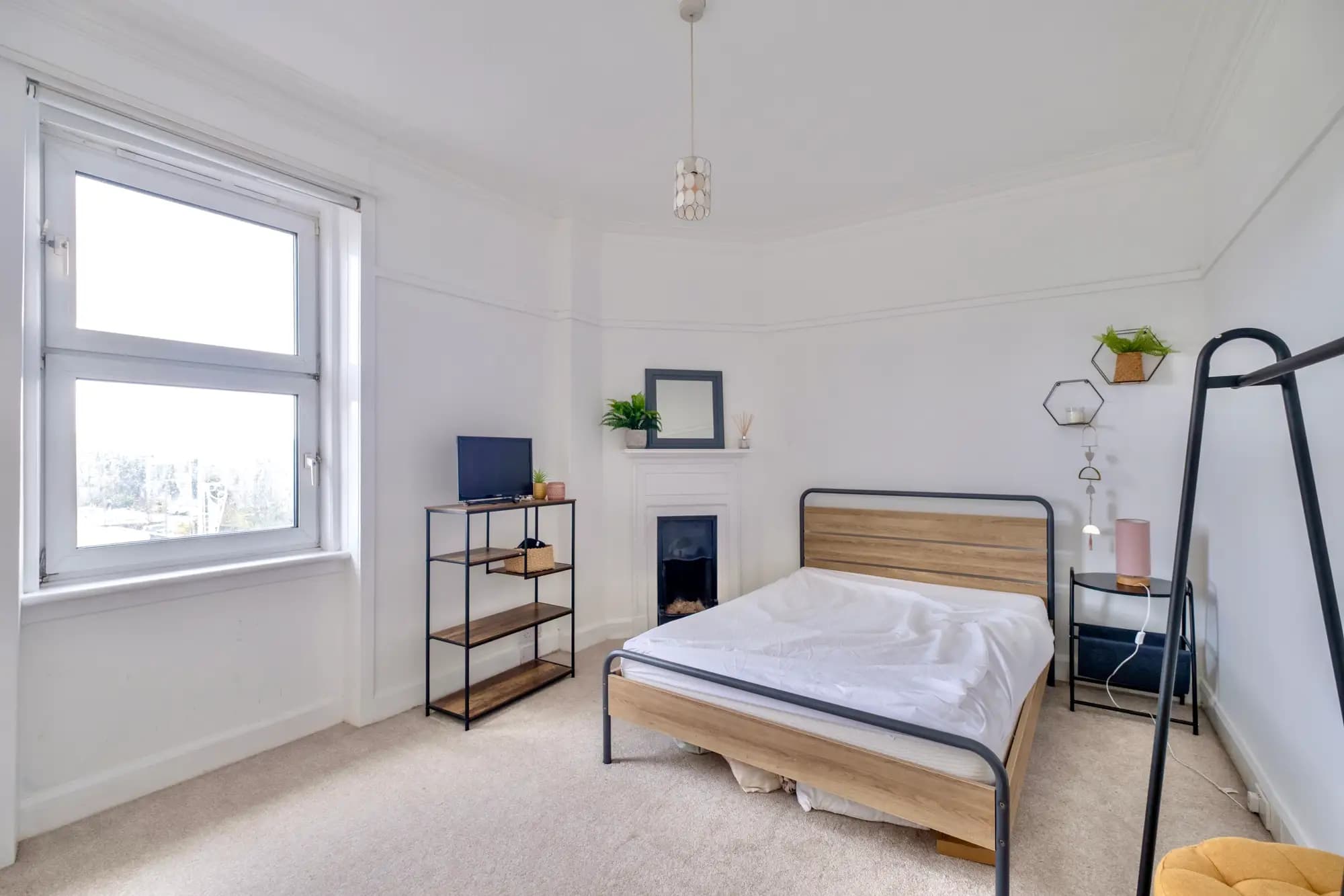 property photo 13 of 31