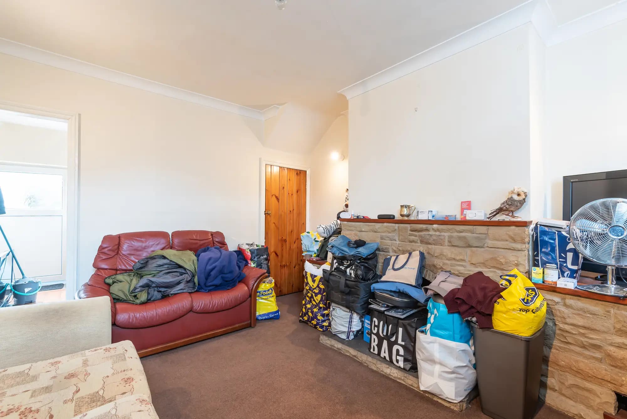 property photo 5 of 20