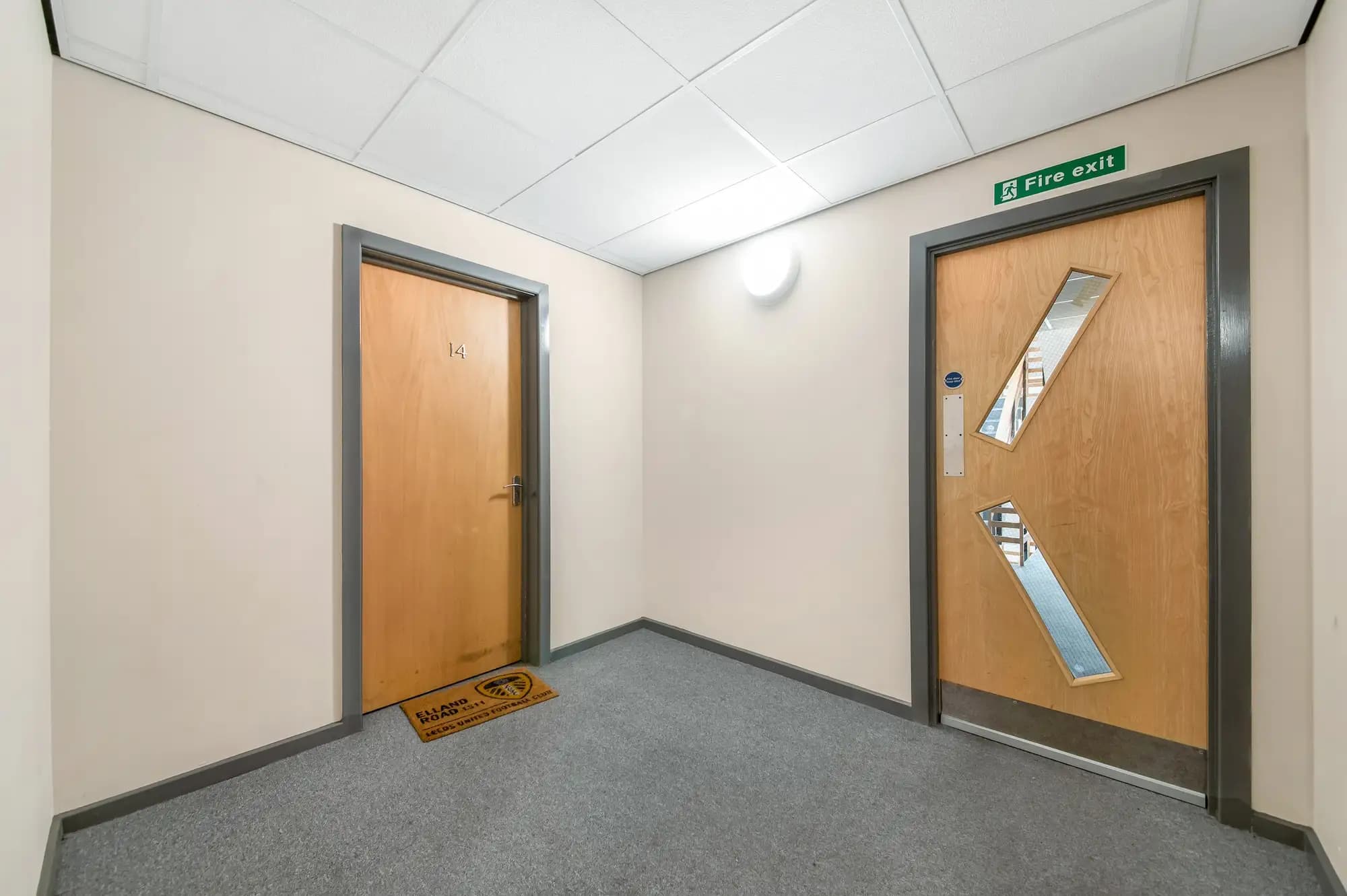 property photo 13 of 18