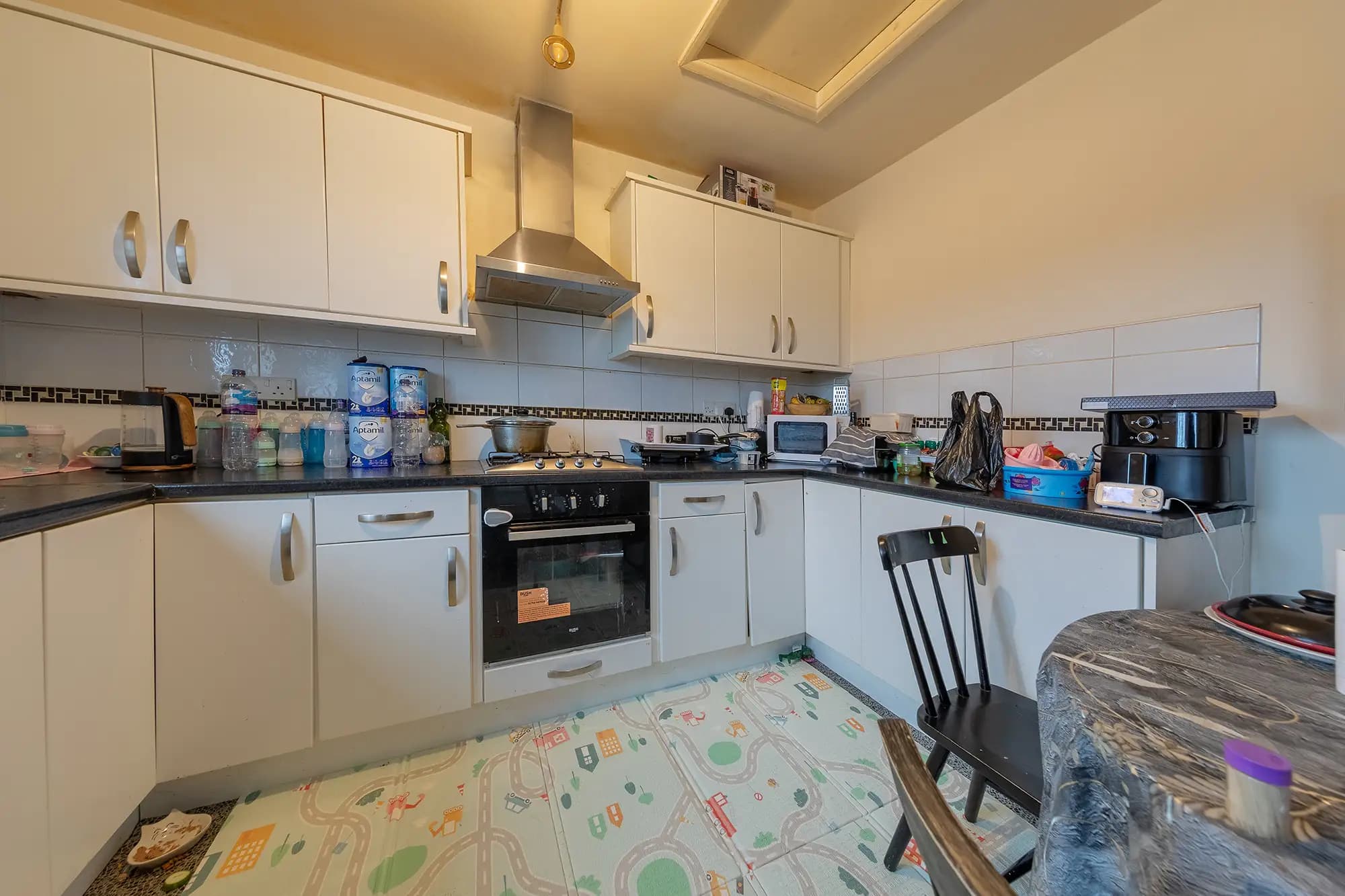 property photo 5 of 20