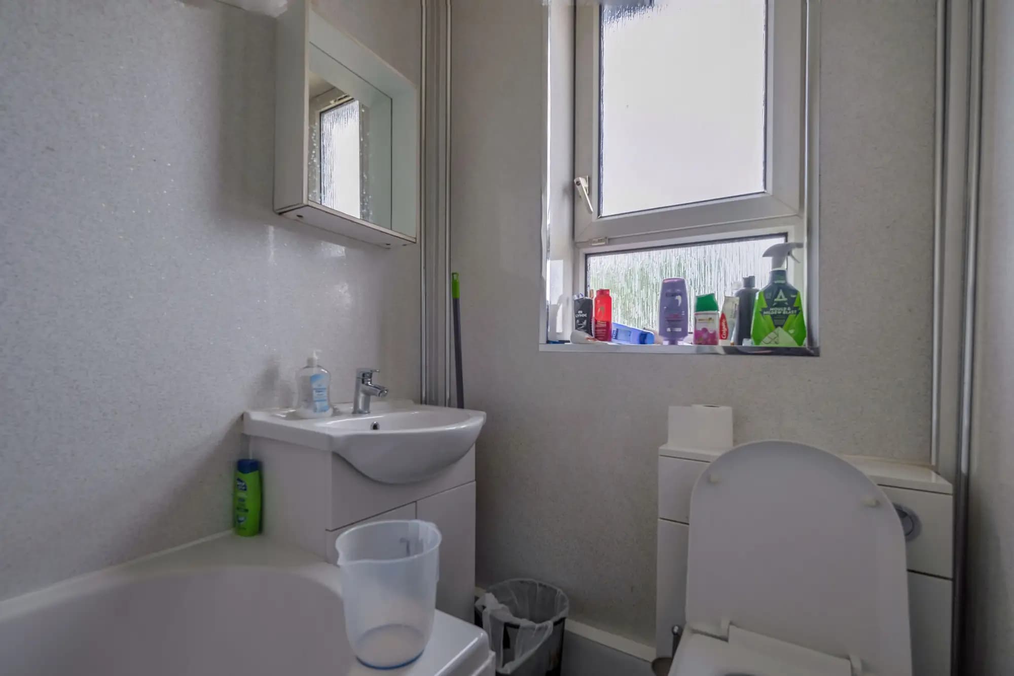 property photo 11 of 31