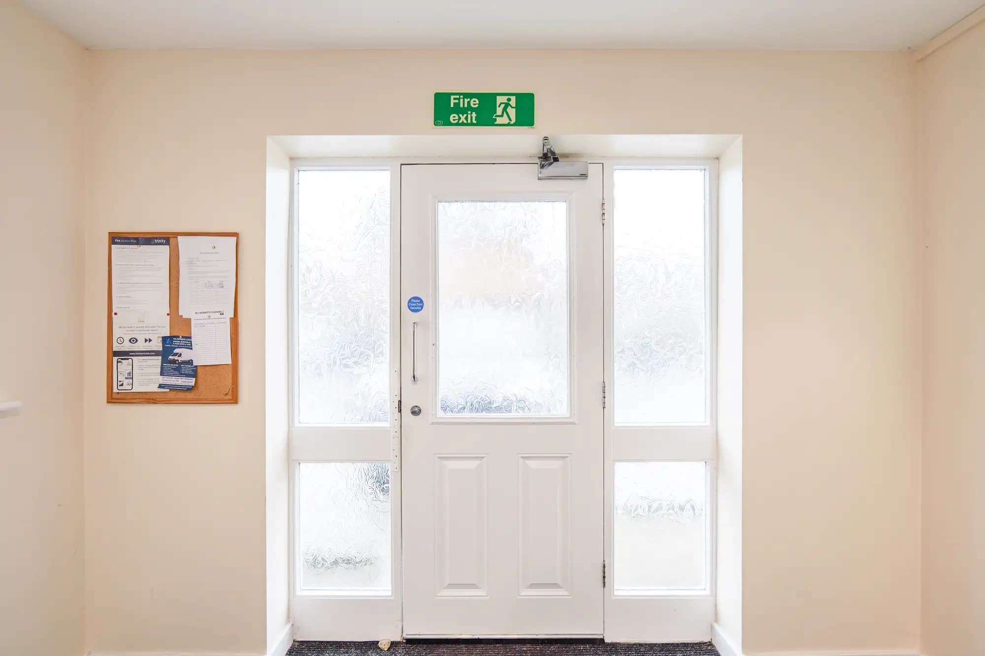 property photo 16 of 19