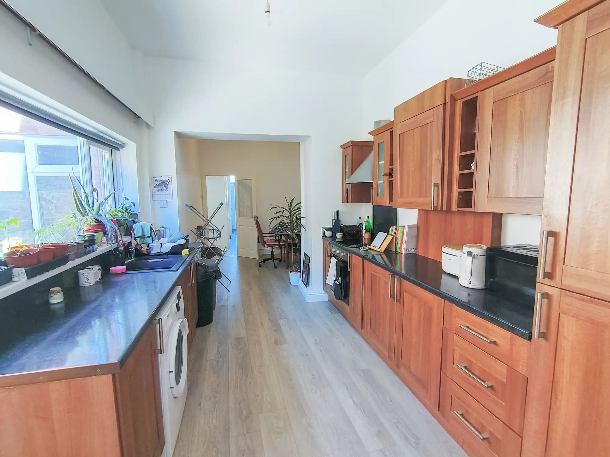 property photo 13 of 31