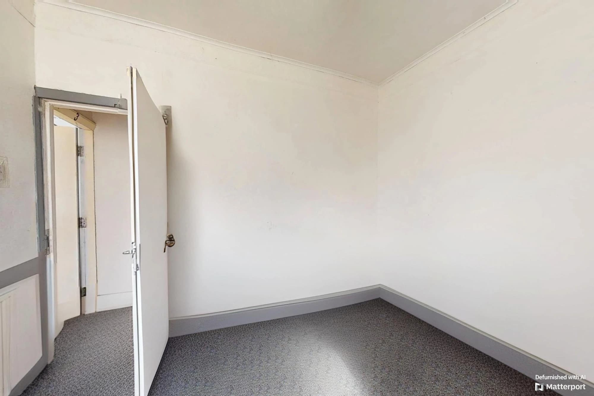 property photo 35 of 49