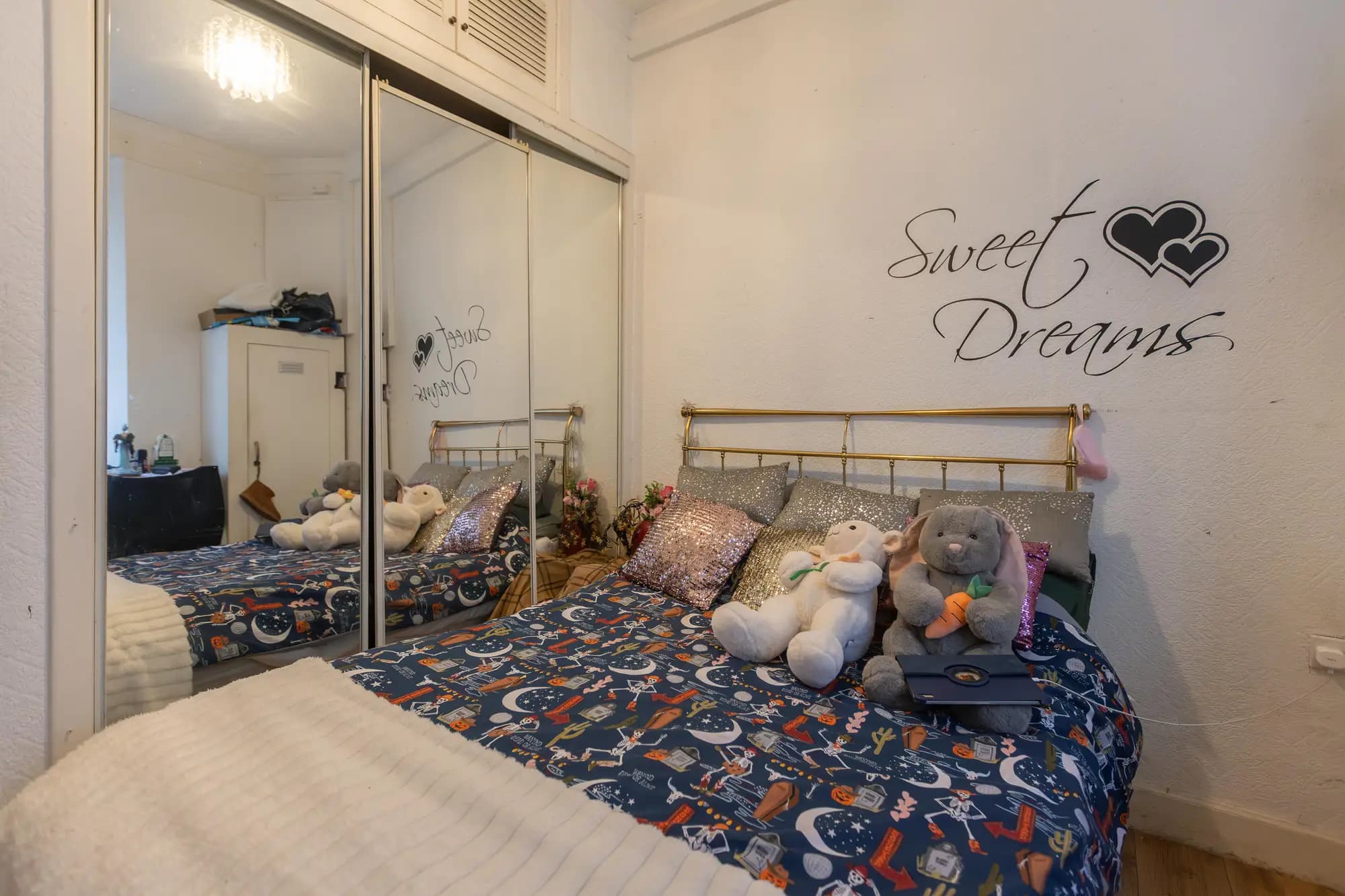 property photo 12 of 18