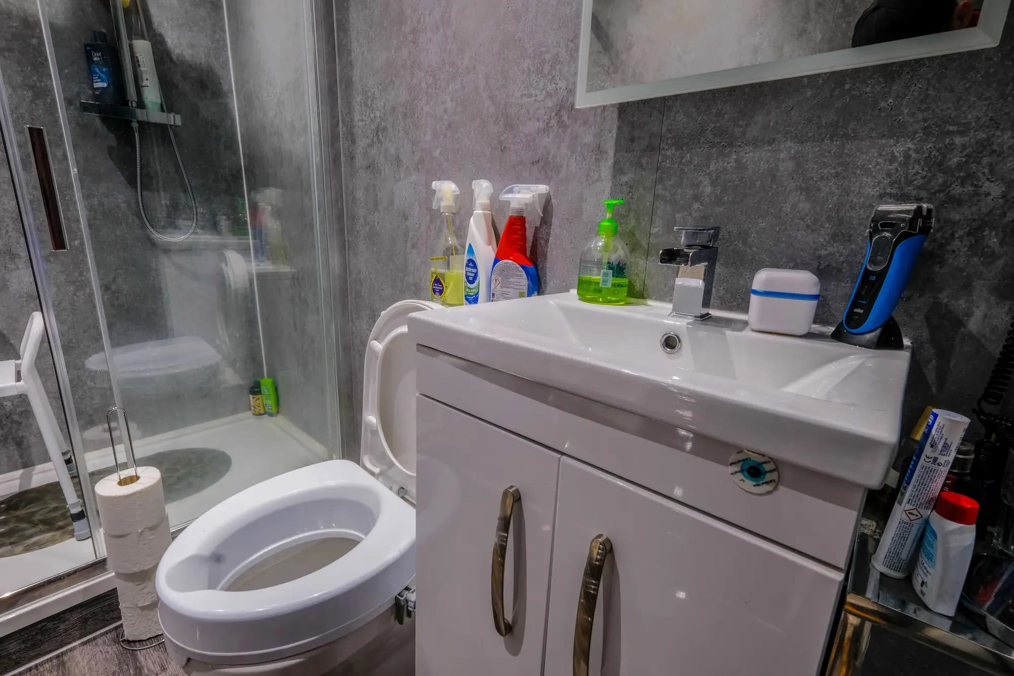 property photo 14 of 20