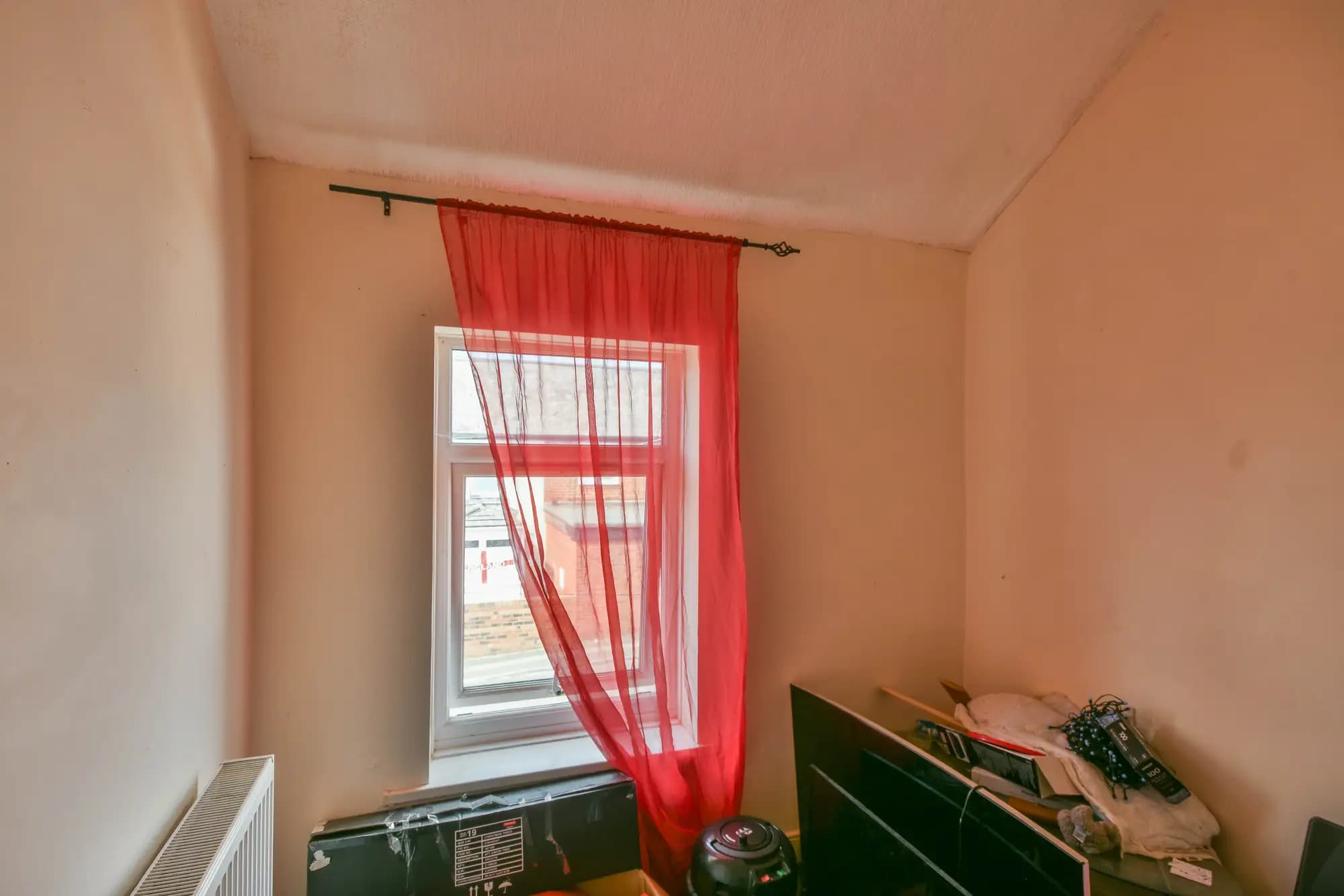 property photo 9 of 14