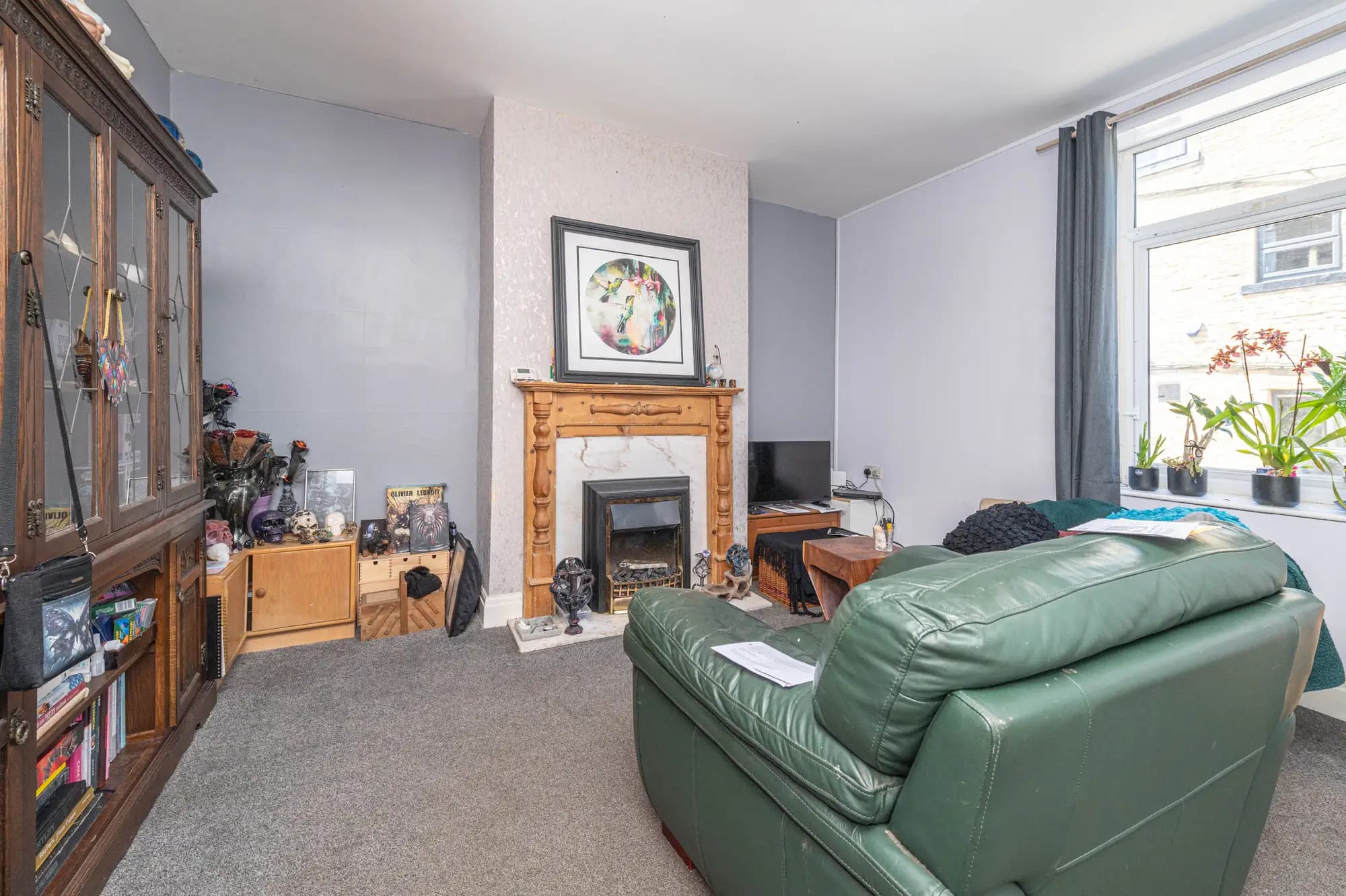 property photo 3 of 19