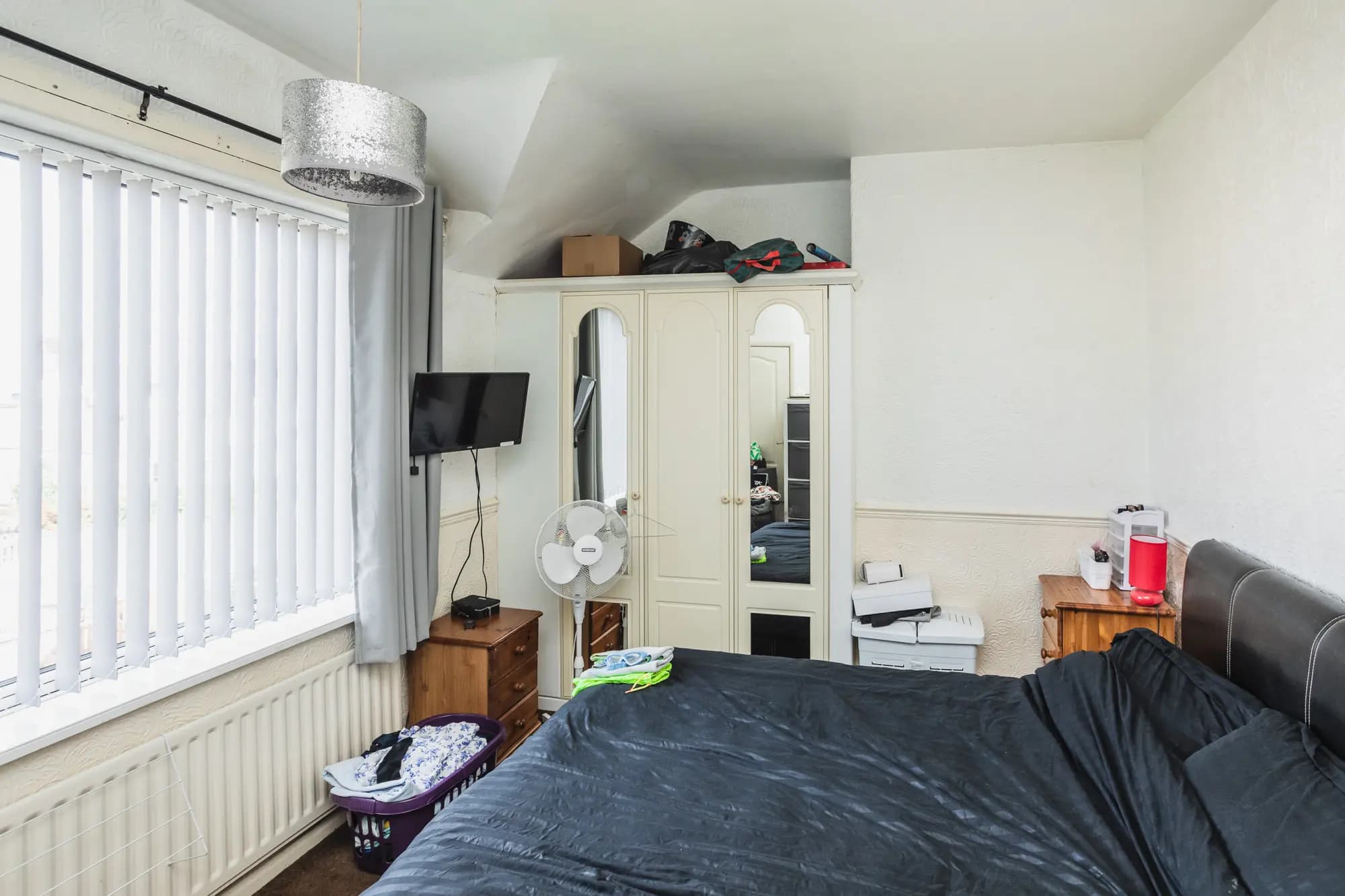 property photo 11 of 23