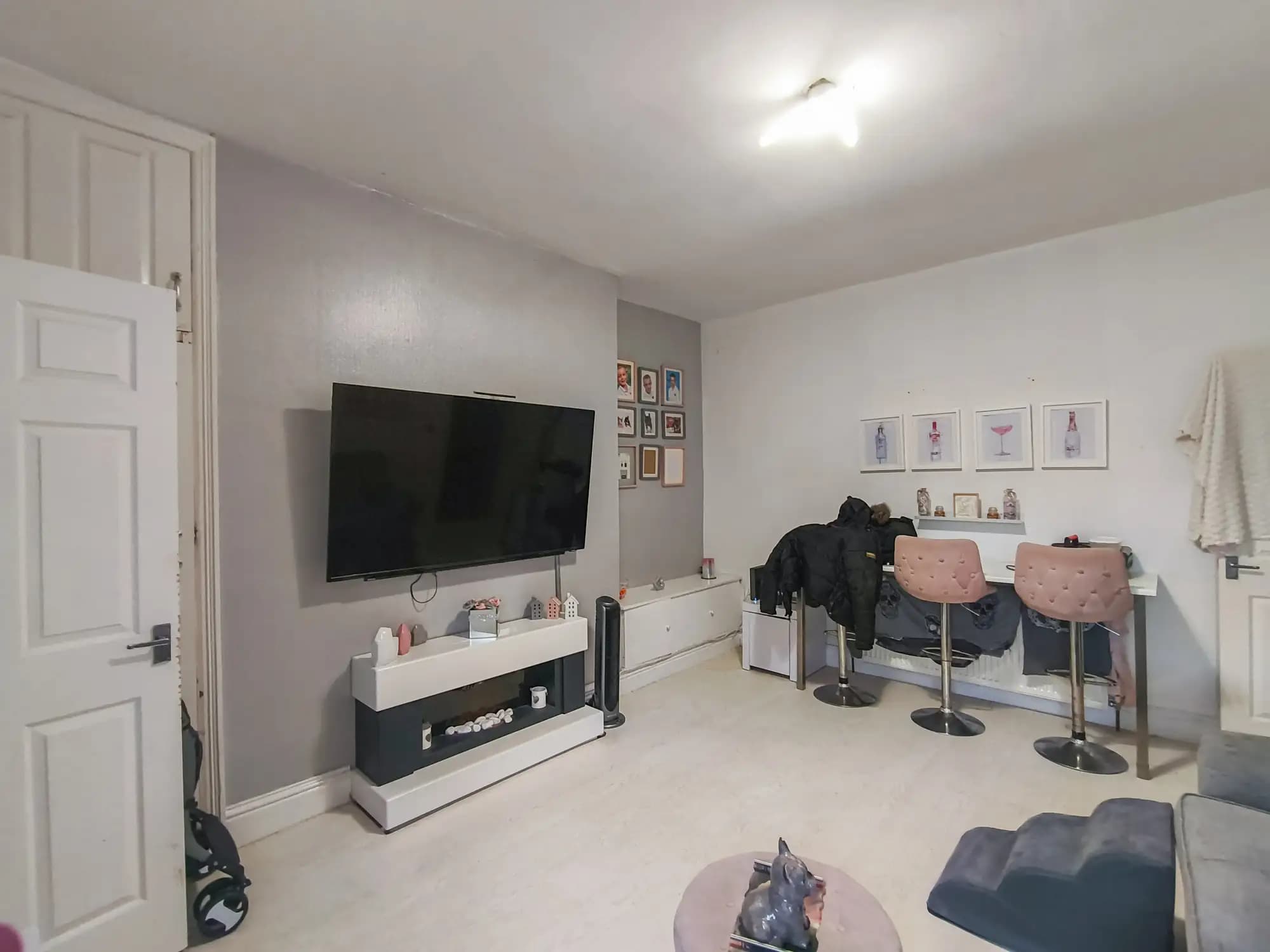 property photo 4 of 14