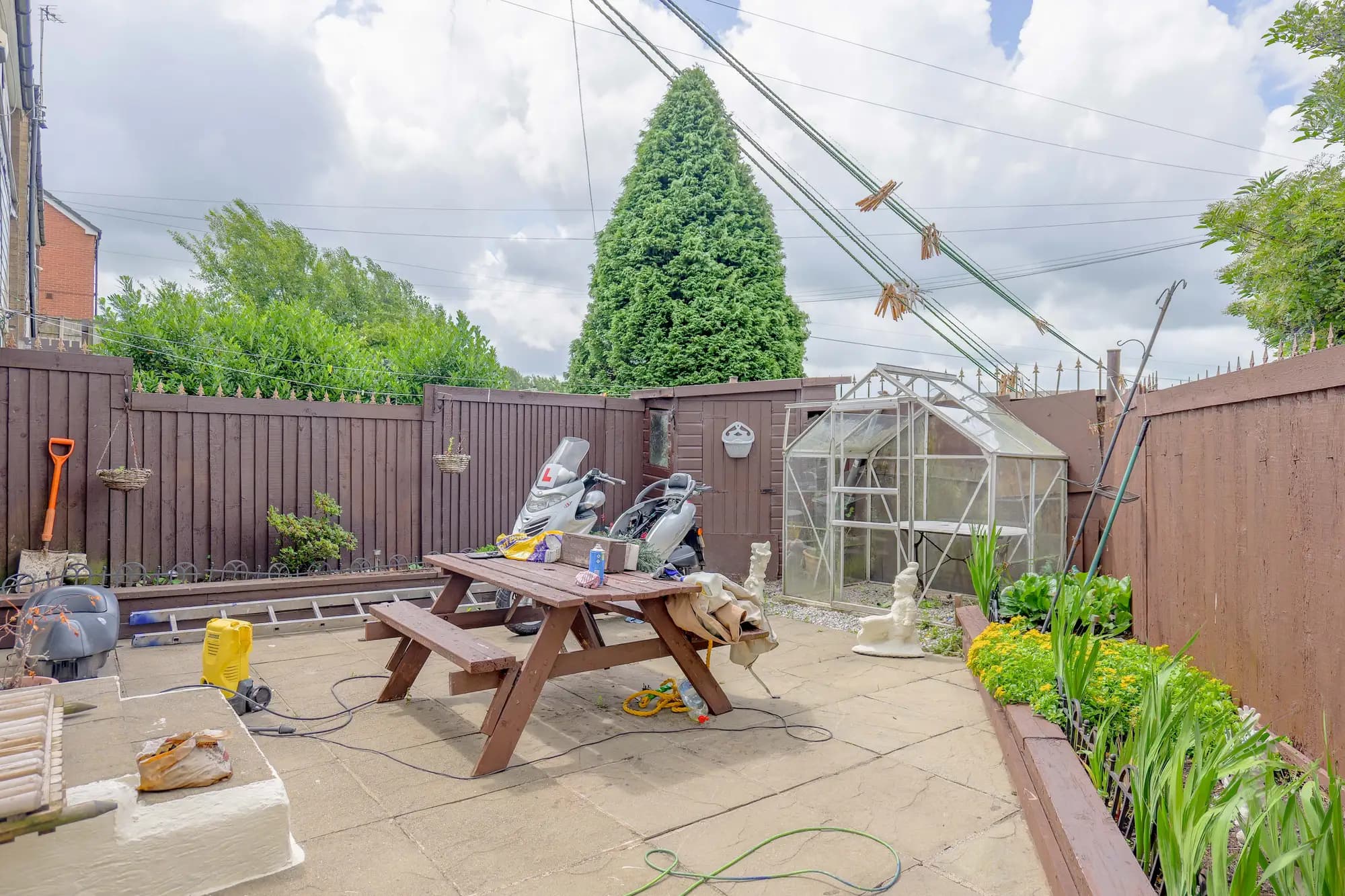 property photo 25 of 31