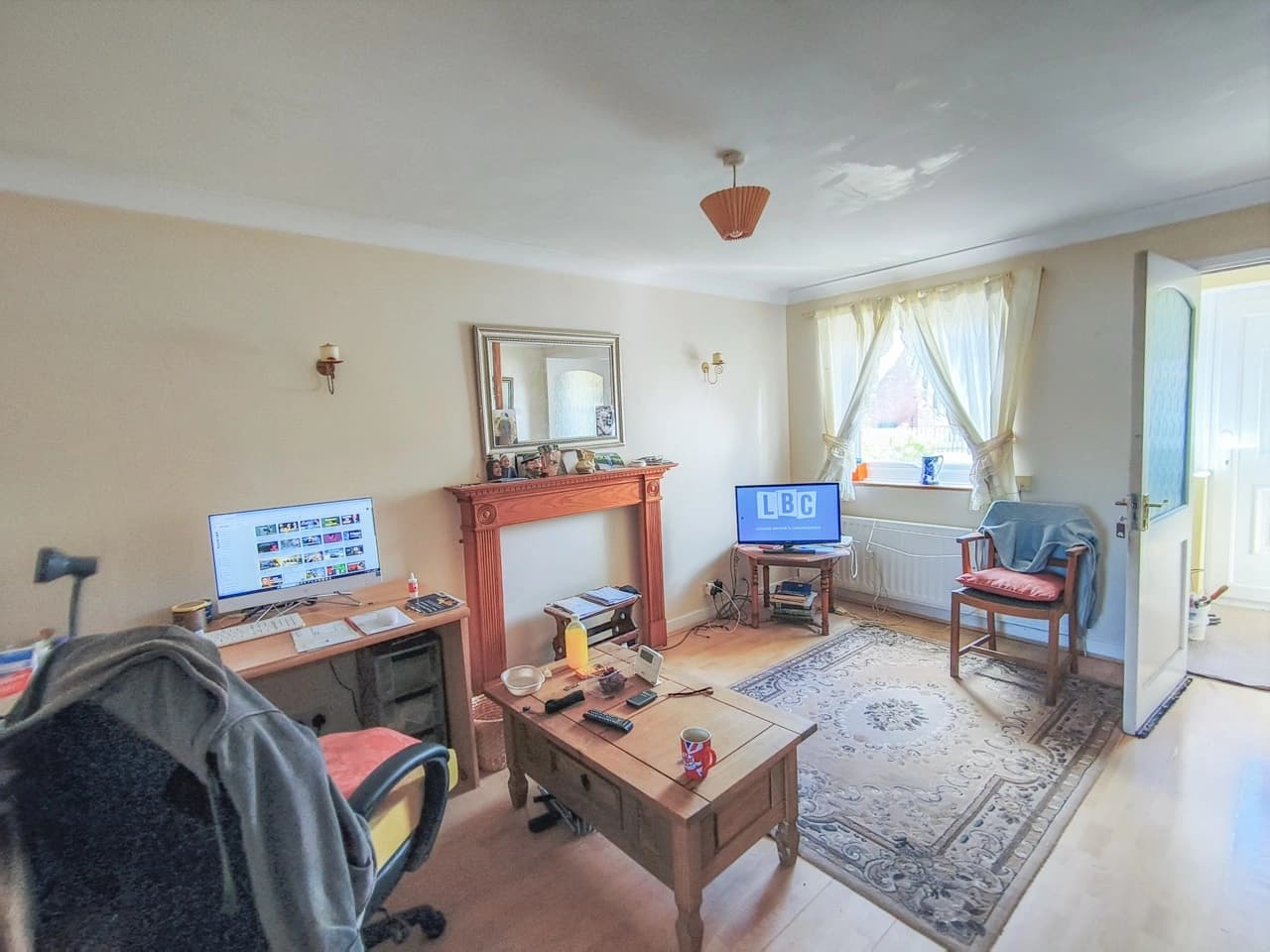 property photo 3 of 16