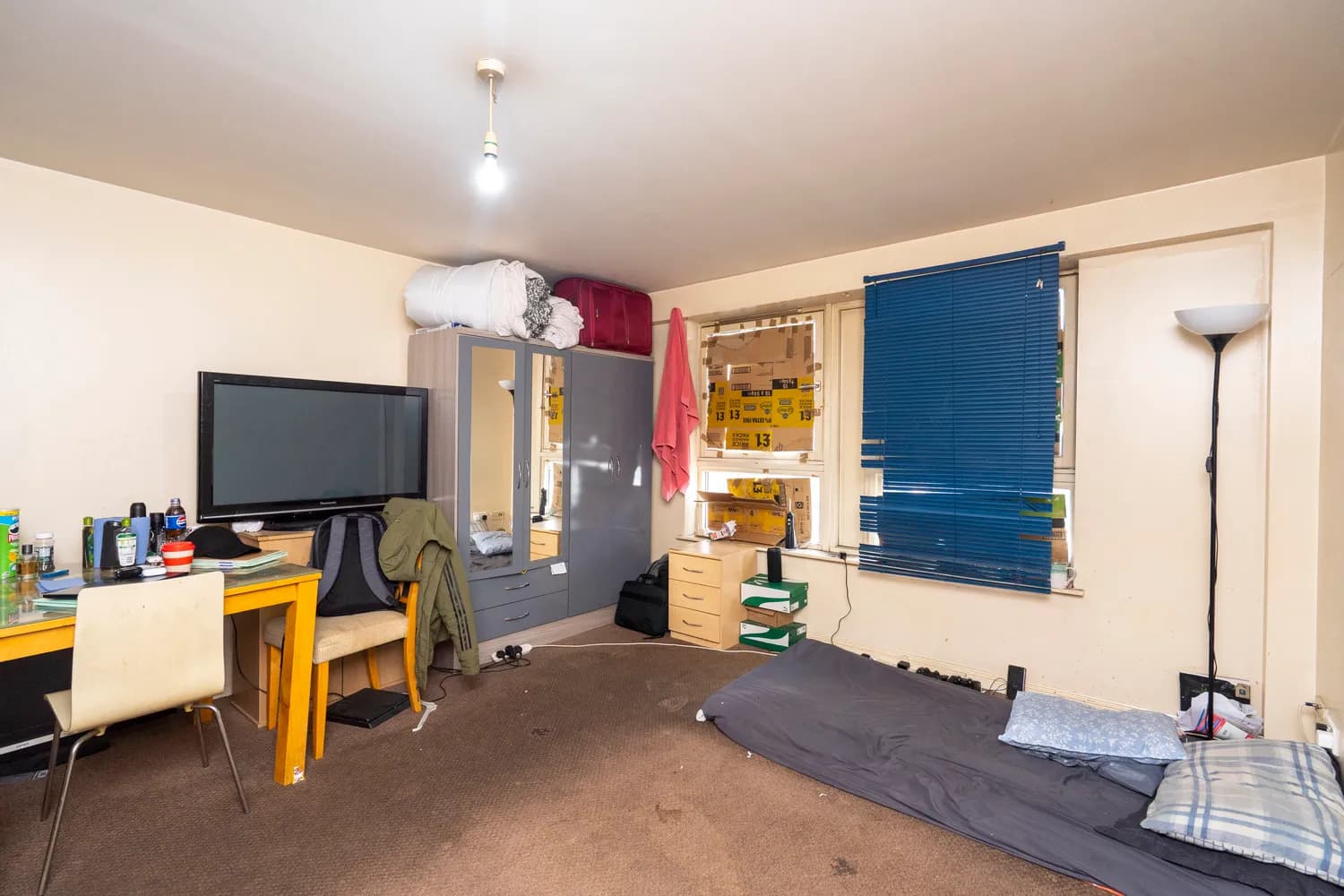 property photo 4 of 19