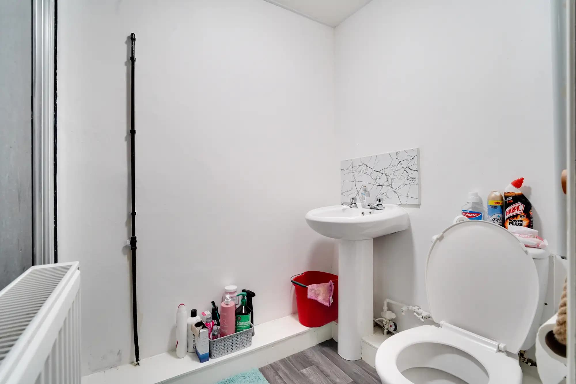 property photo 17 of 37