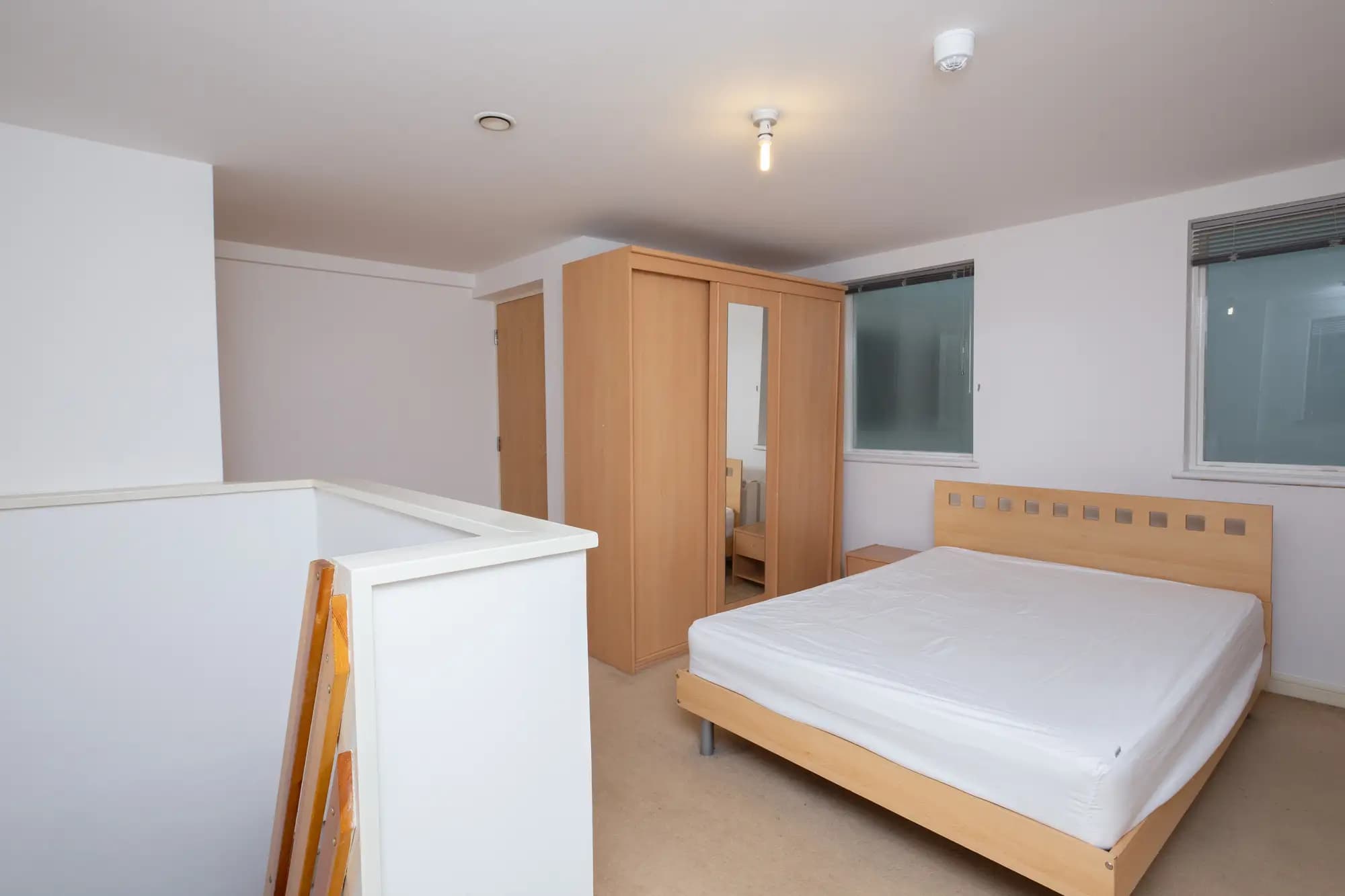 property photo 10 of 16