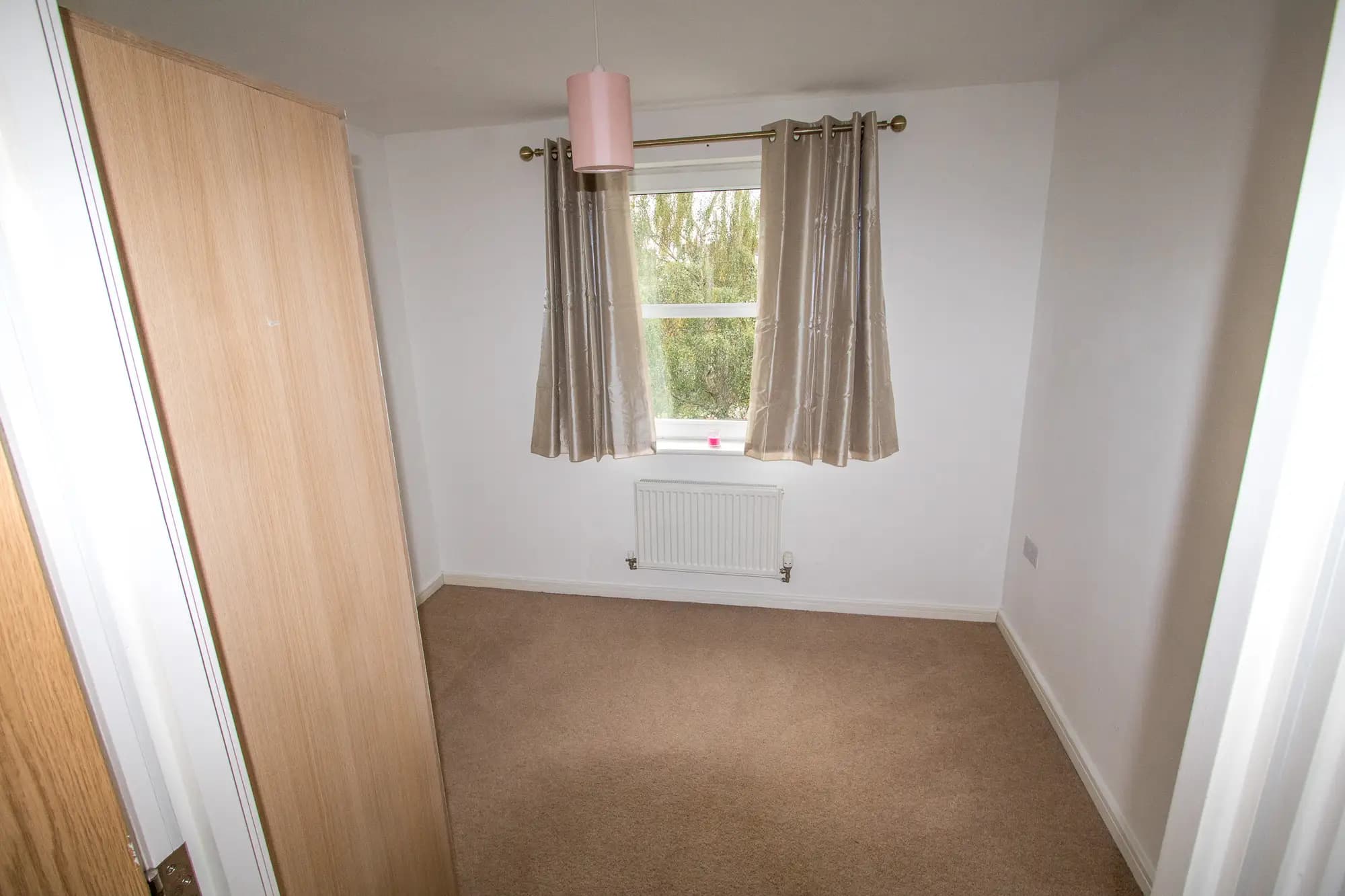 property photo 11 of 19