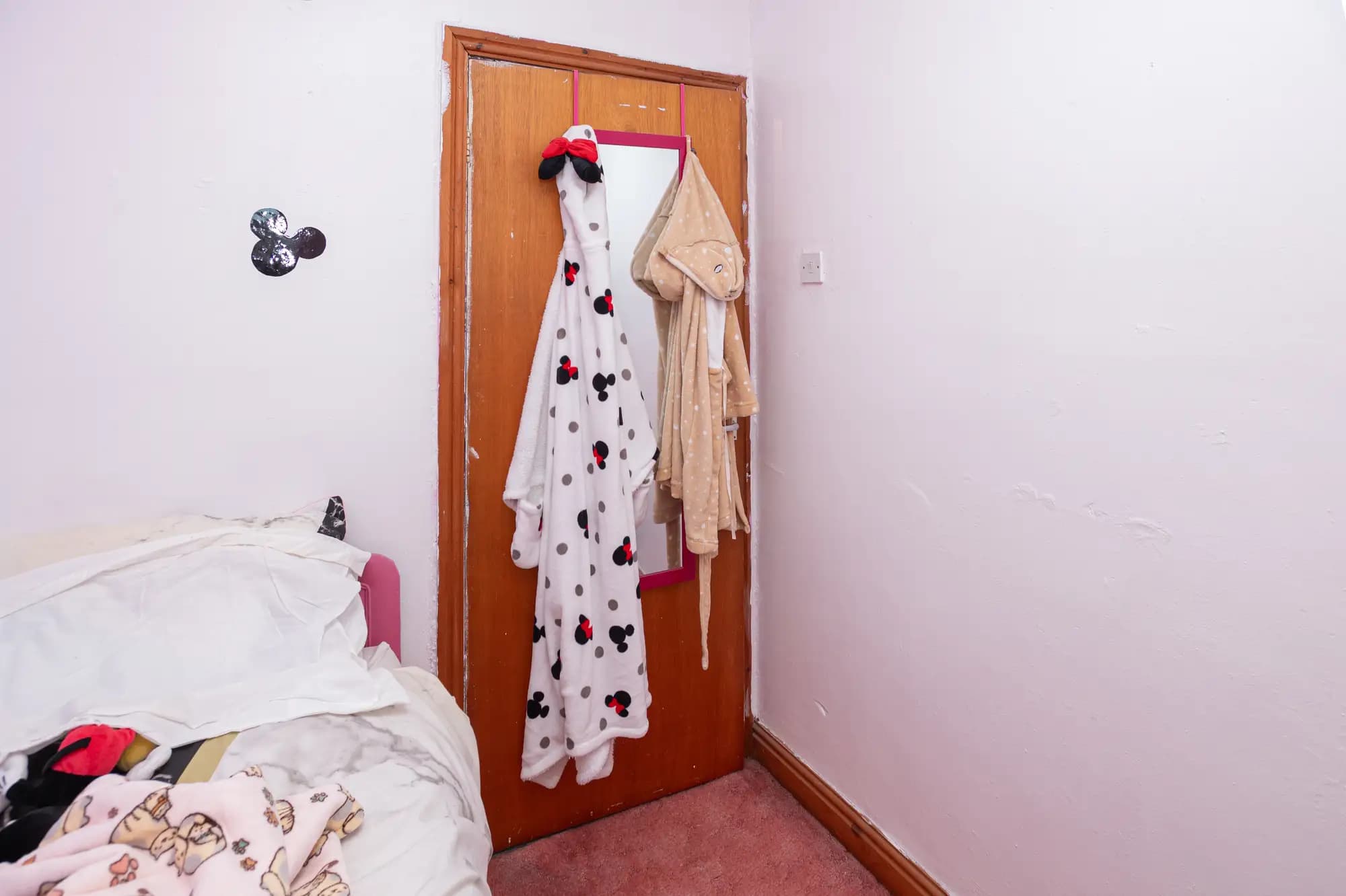 property photo 16 of 34