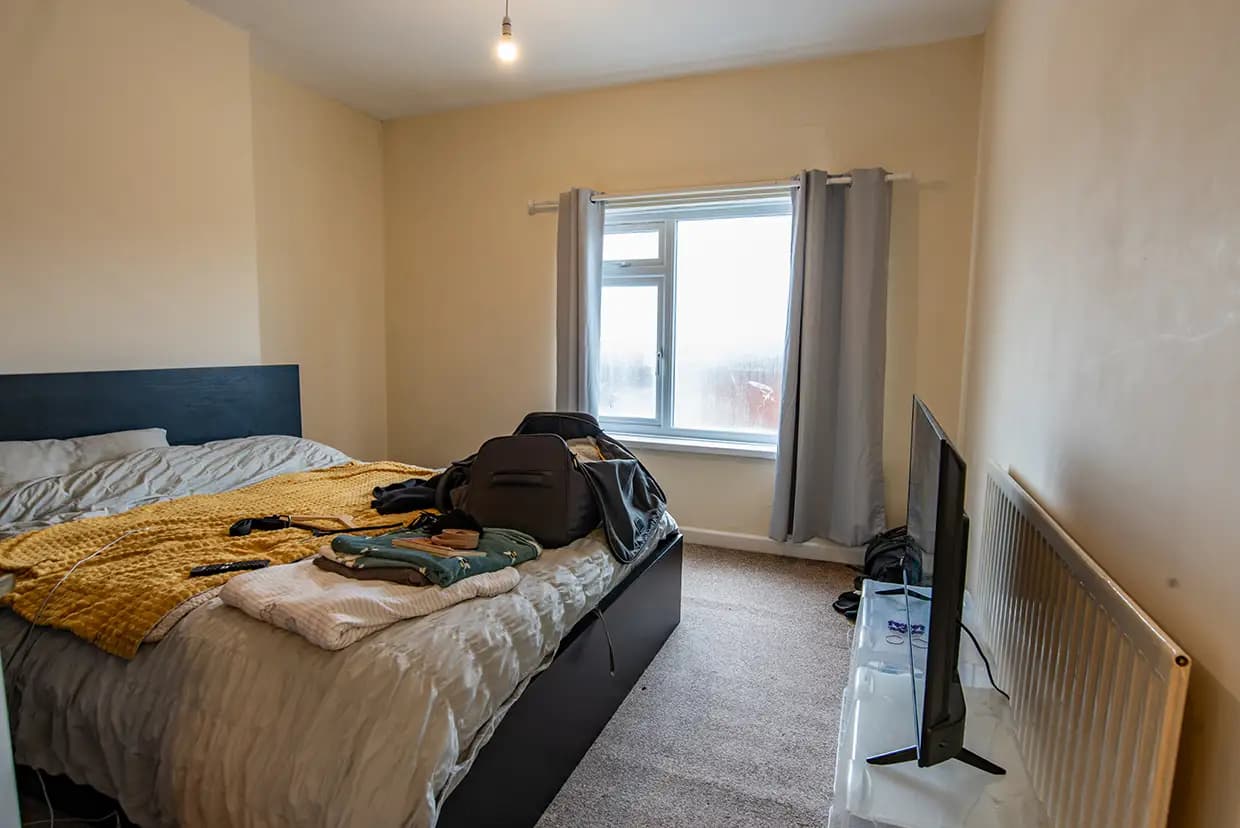 property photo 13 of 25