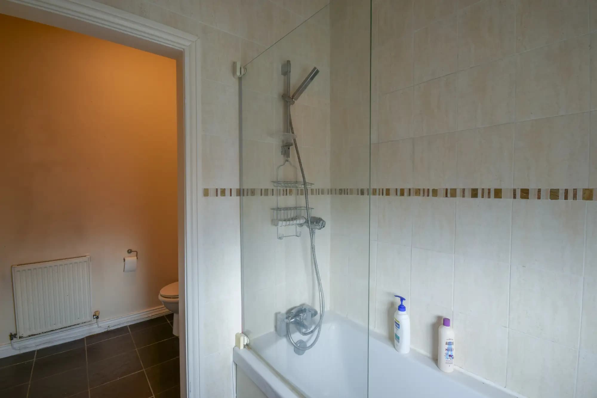 property photo 9 of 15
