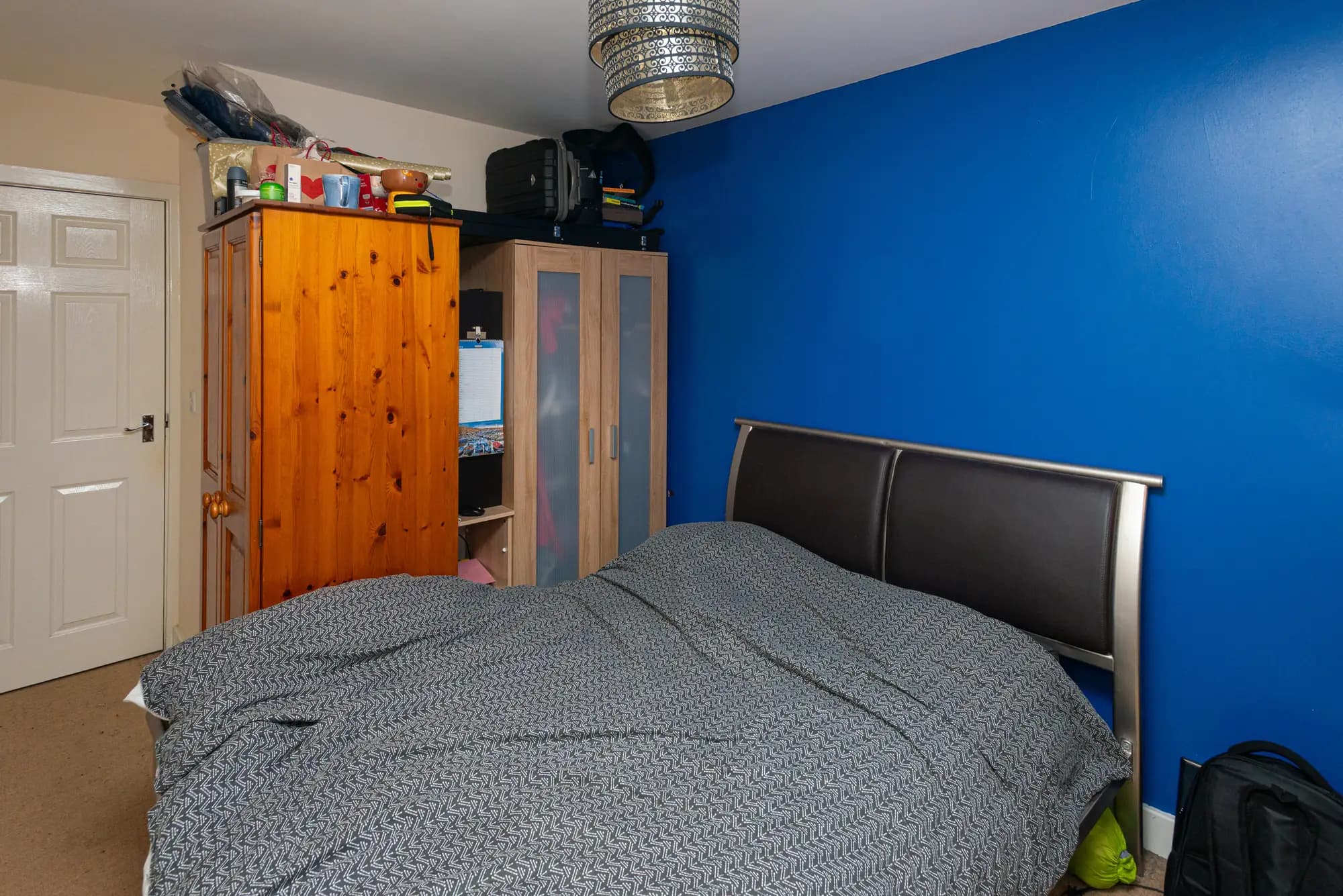 property photo 11 of 18