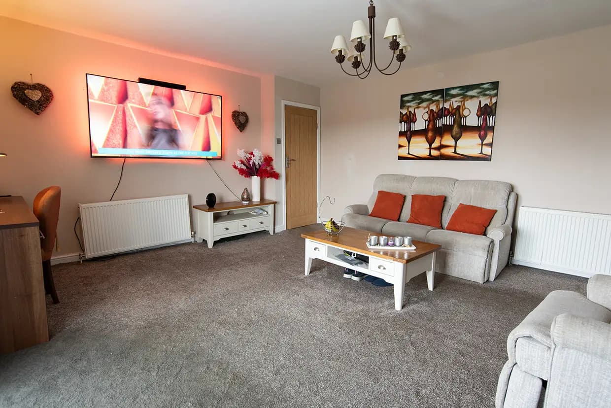 property photo 4 of 58