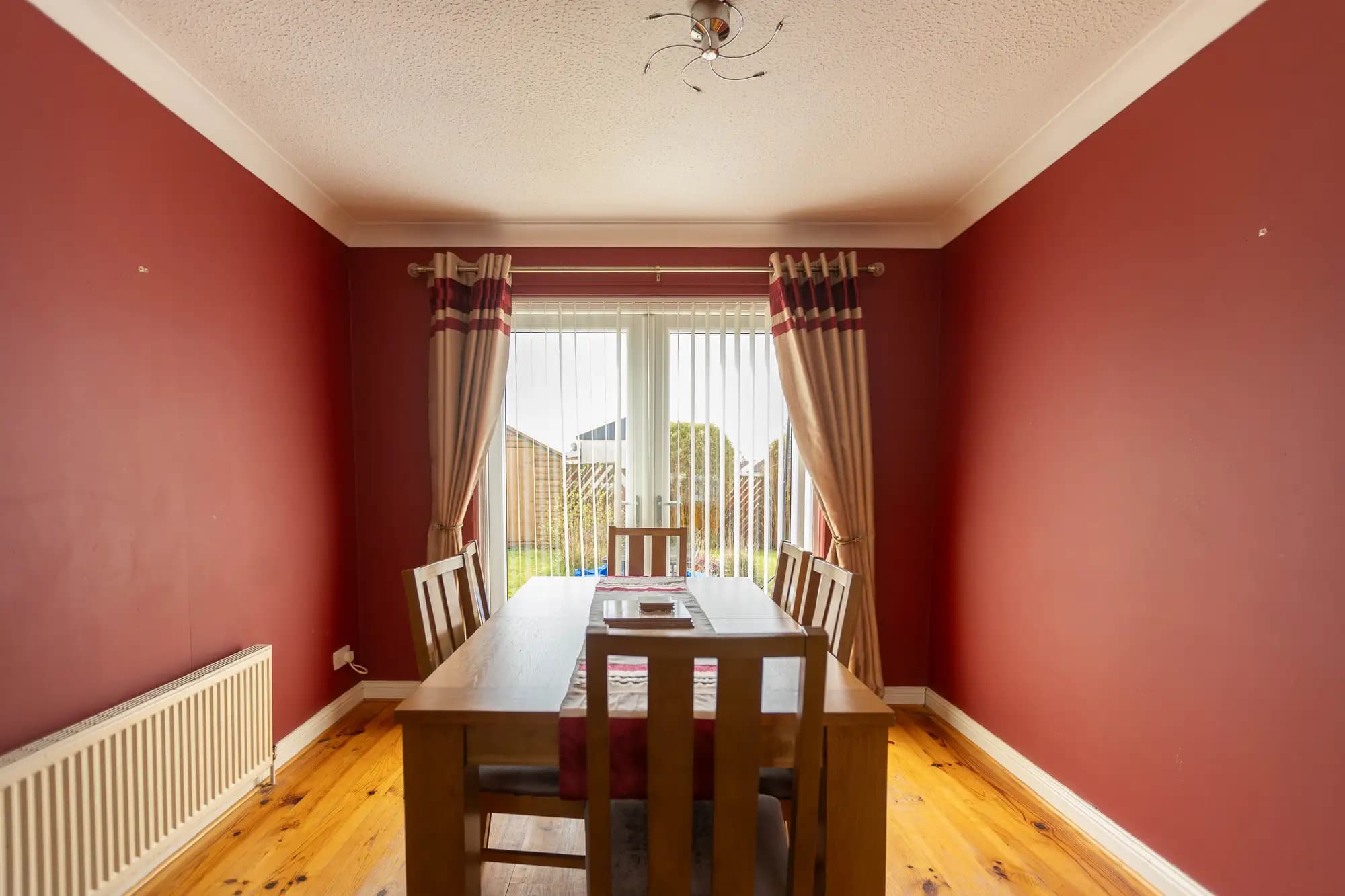 property photo 5 of 38