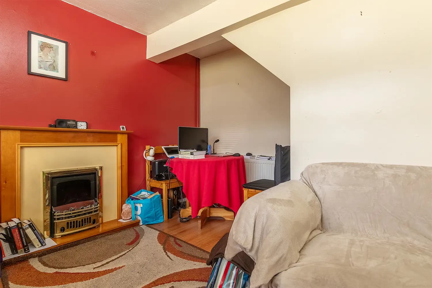 property photo 3 of 34