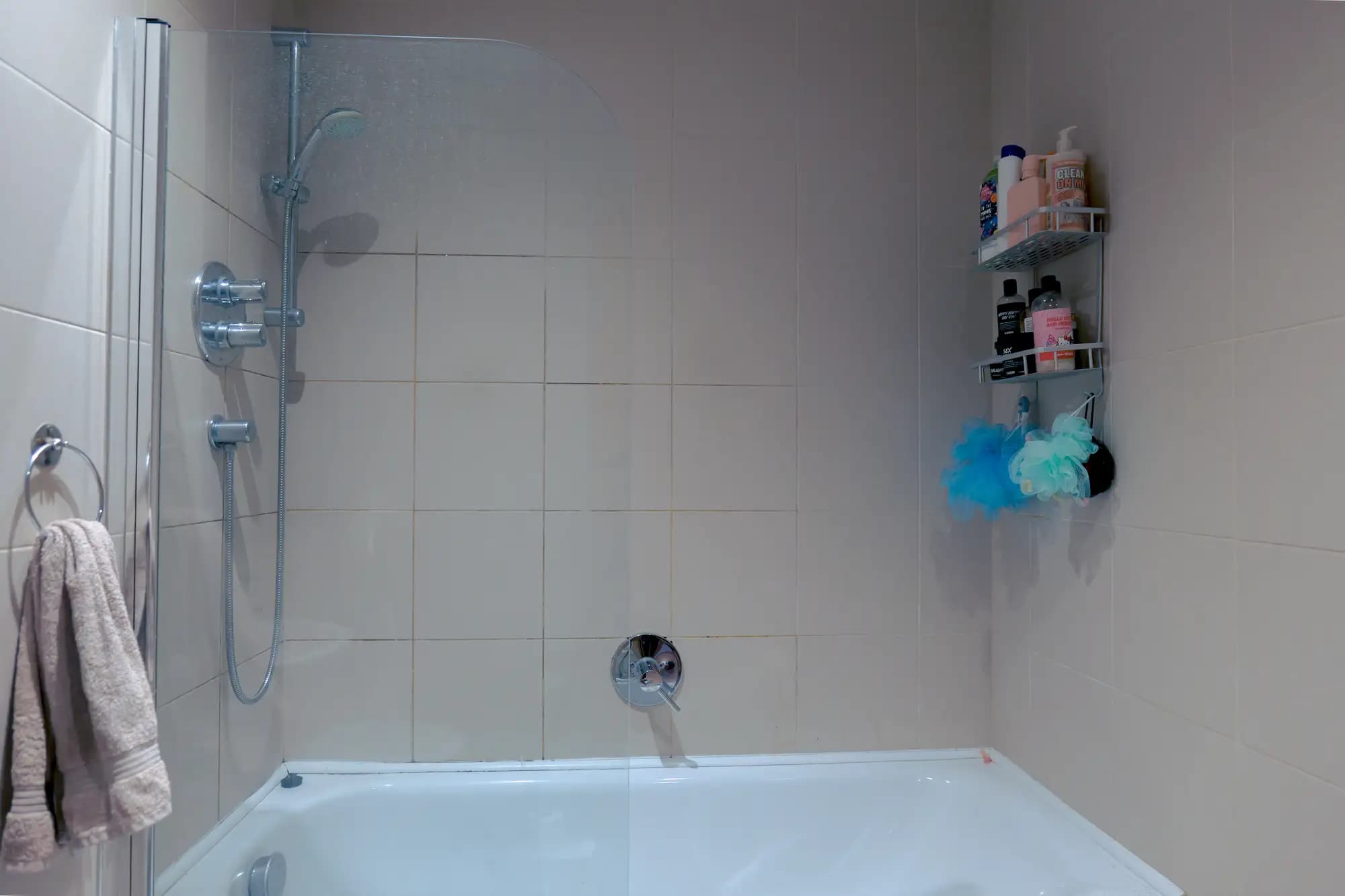 property photo 6 of 14